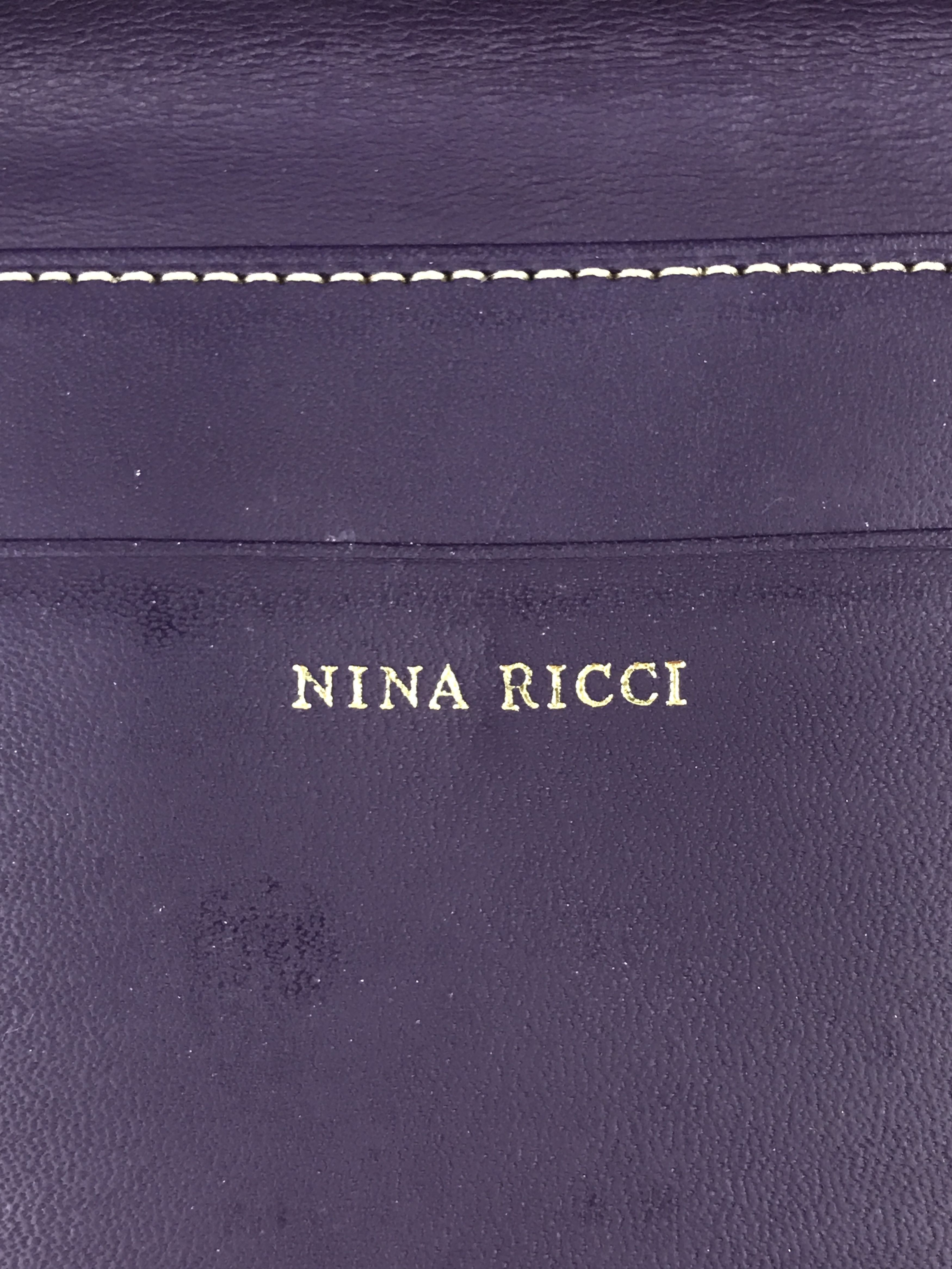 Vintage Nina Ricci Leather Pattern Kisslock Bifold Wallet