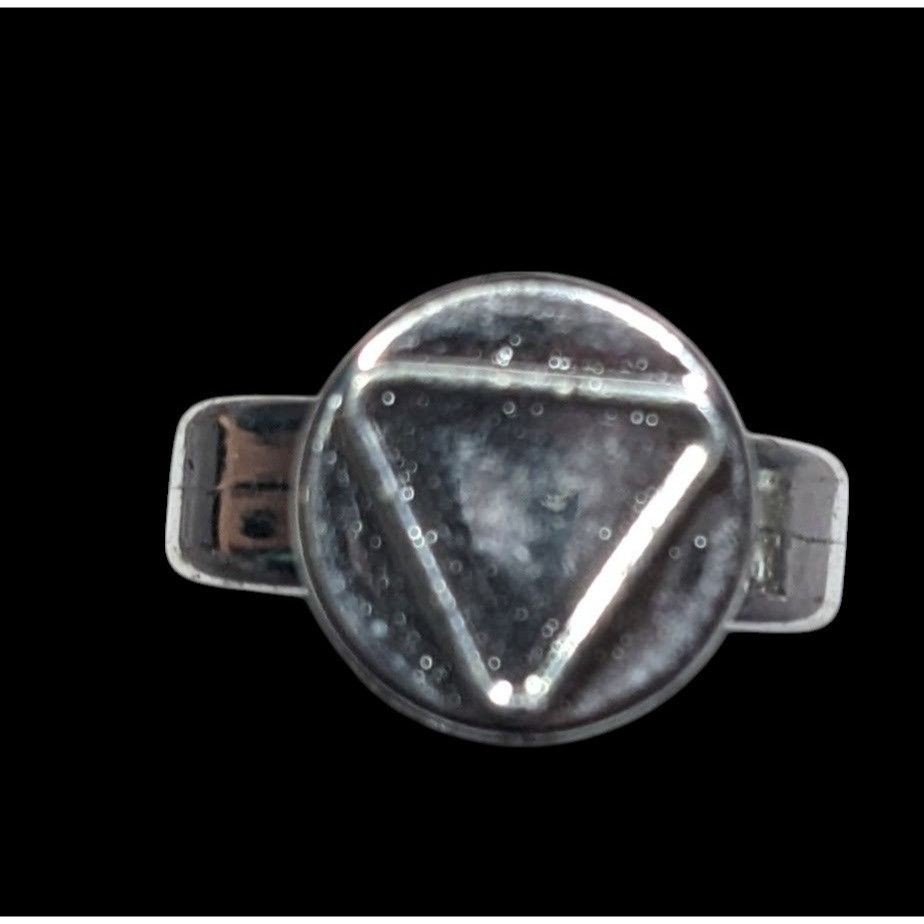Other Casual Plastic Metallic Silver Tone Triangle Embossed Ring S Size ONE SIZE - 5 Thumbnail