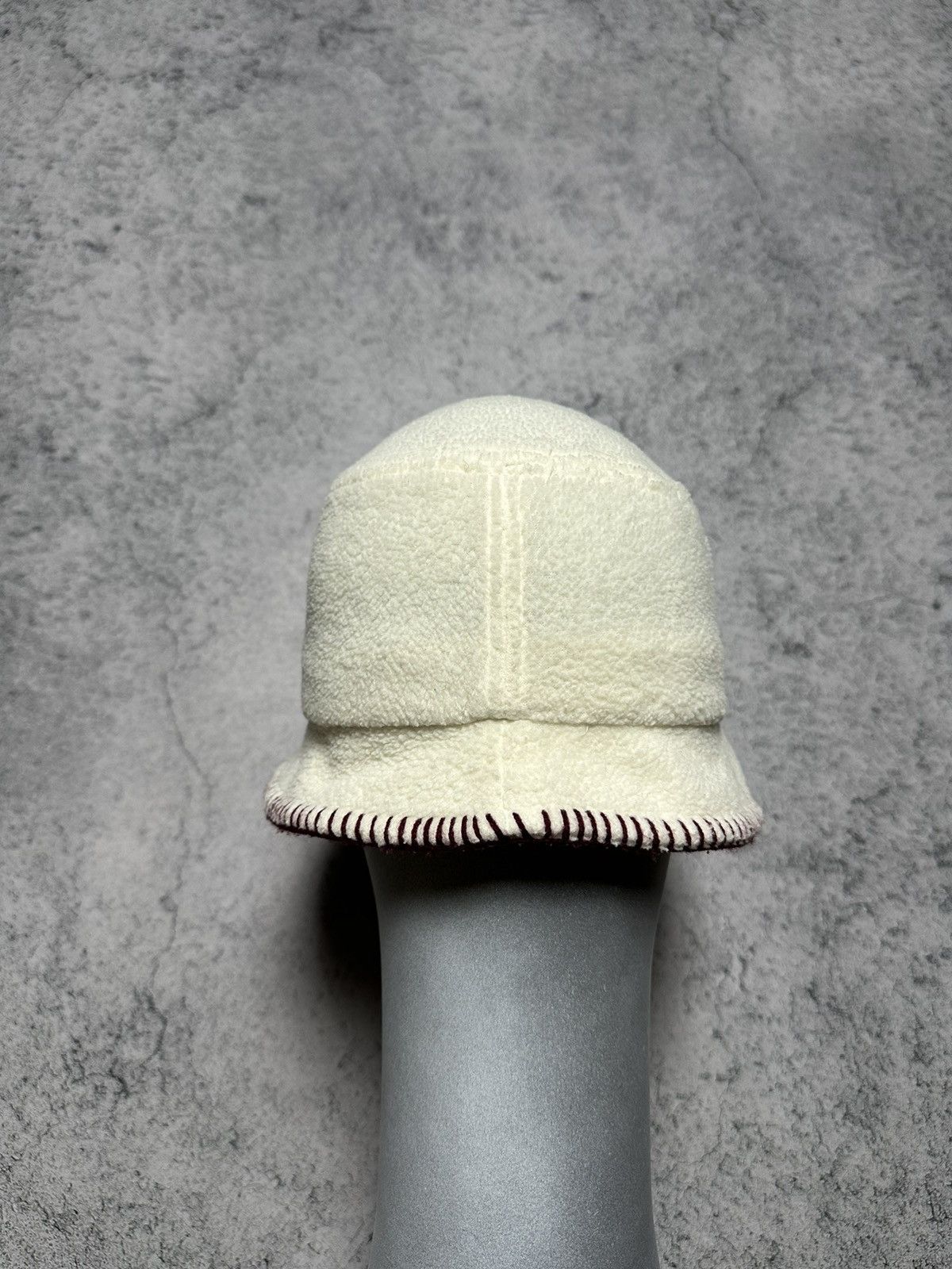 Disney Vintage 90’s Mickey Mouse Minnie Classic Fleece Bucket Hat Size ONE SIZE - 6 Thumbnail