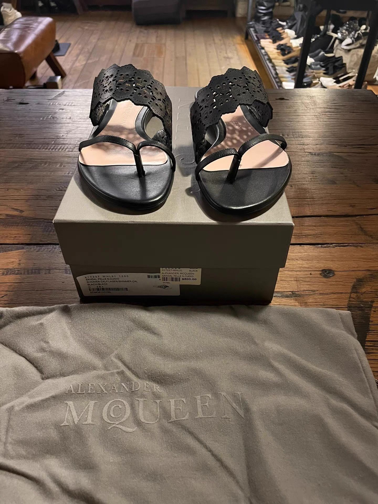 Alexander McQueen Alexander McQueen 16SS Multi‑Skull Carved Slides。Ｑ25 Size US 6 / IT 36 - 1 Thumbnail