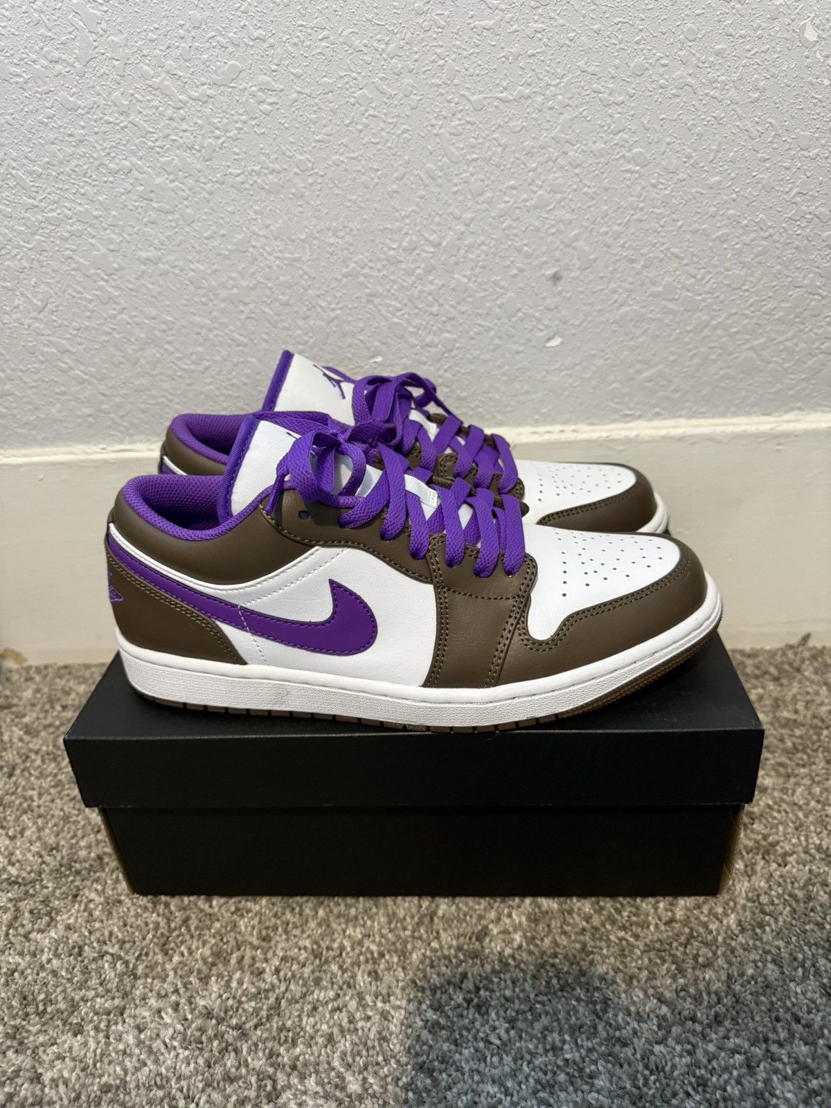 Jordan Brand Air Jordan 1 Low Size US 8.5 / EU 41-42 - 2 Thumbnail