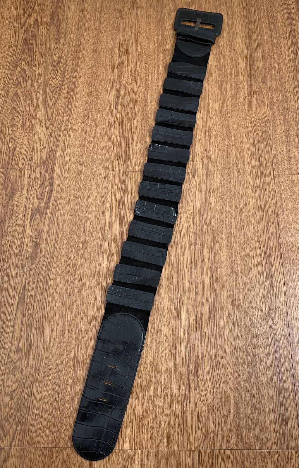 If Six Was Nine × Japanese Brand × Le Grande Bleu (L.G.B.) Black alligator belt Size ONE SIZE - 1 Thumbnail