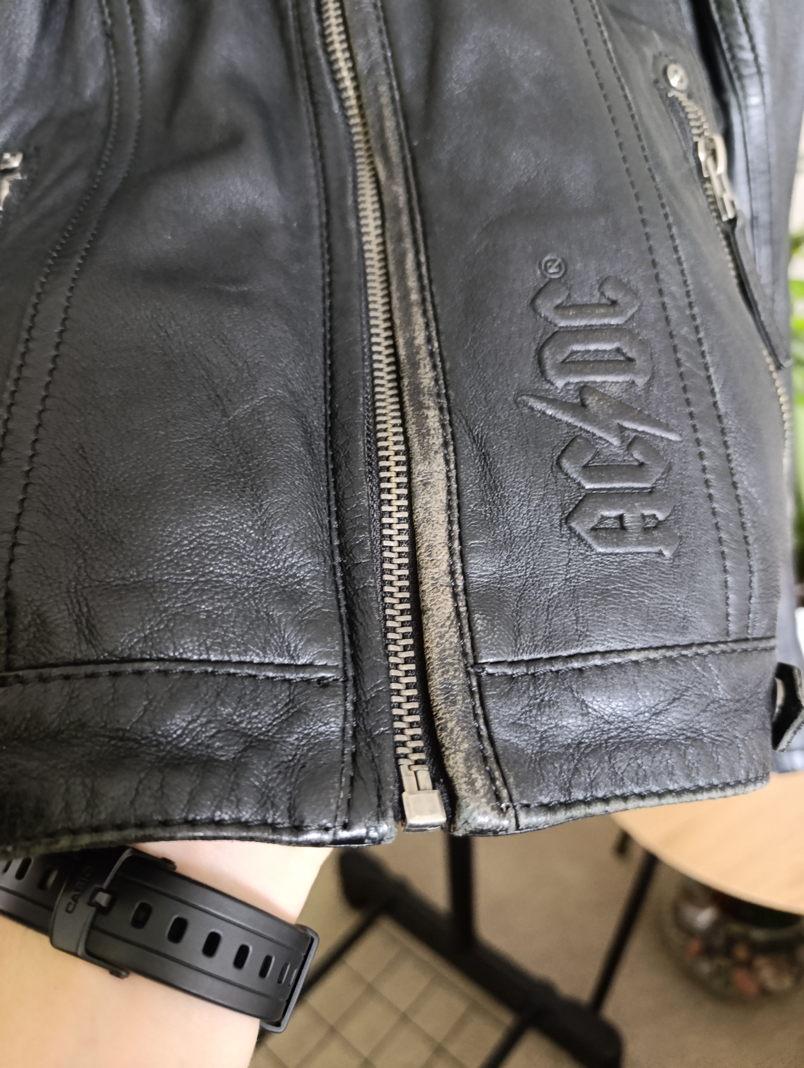 AC/DC EMP SIGNATURE COLLECTION WOMENS LEATHER BIKER JACKET AC/DC Size L / US 10 / IT 46 - 11 Thumbnail