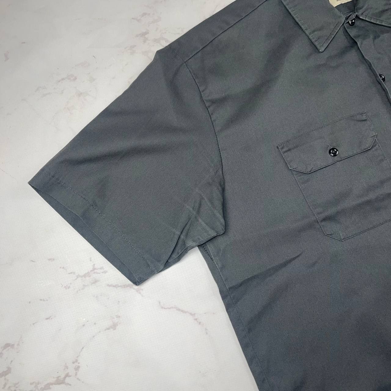 Dickies Vintage Dickies Blend Gray Uniforms Shirt Short Sleeve Sz XL Size US XL / EU 56 / 4 - 6 Thumbnail