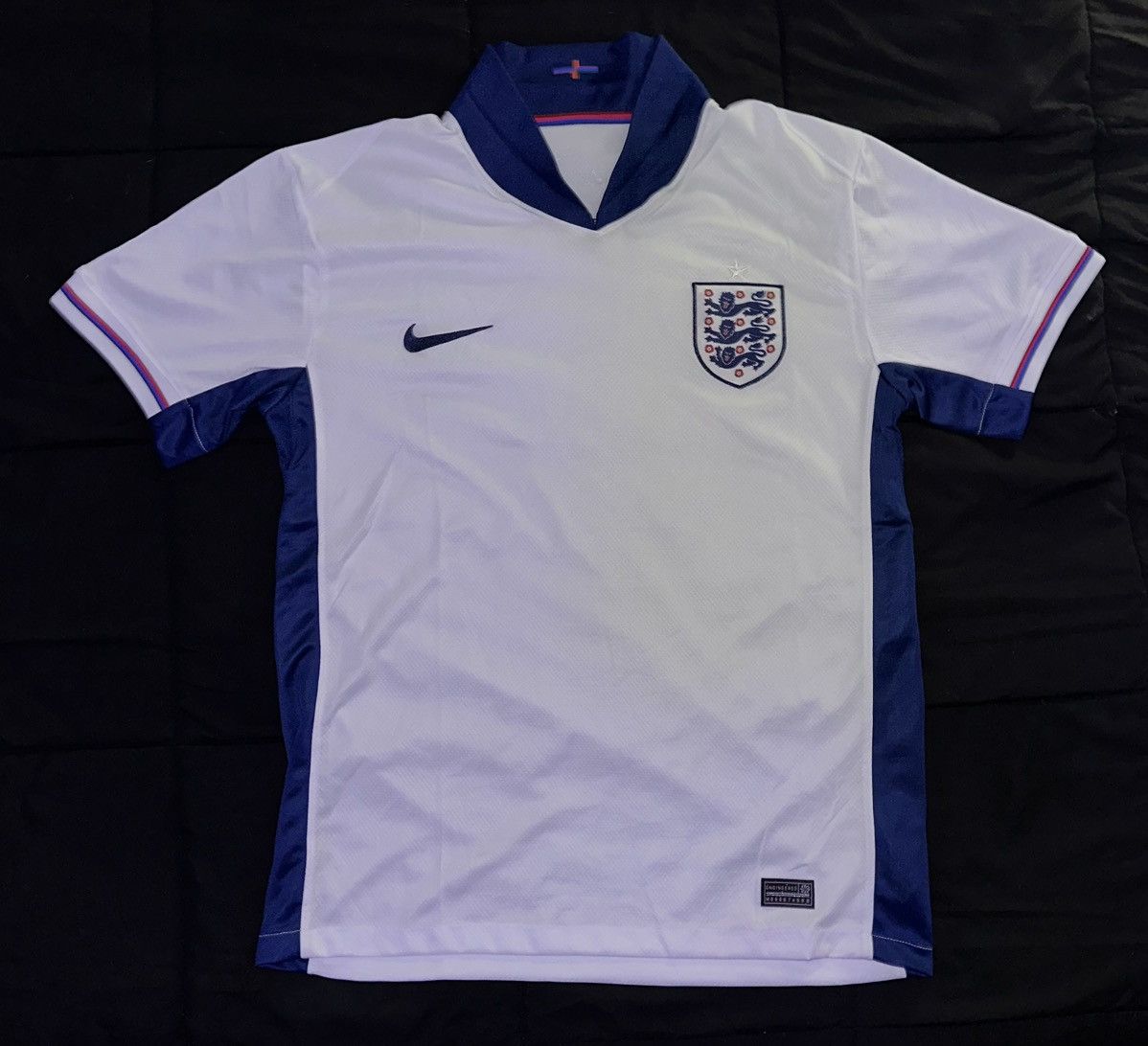 Nike Nike England Home Kit Size US L / EU 52-54 / 3 - 1 Thumbnail