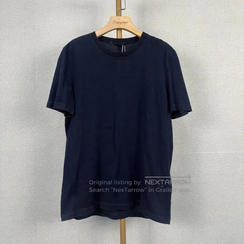 Louis Vuitton Louis Vuitton Navy Cotton Women's T. Size M / US 6-8 / IT 42-44 - 1 Thumbnail