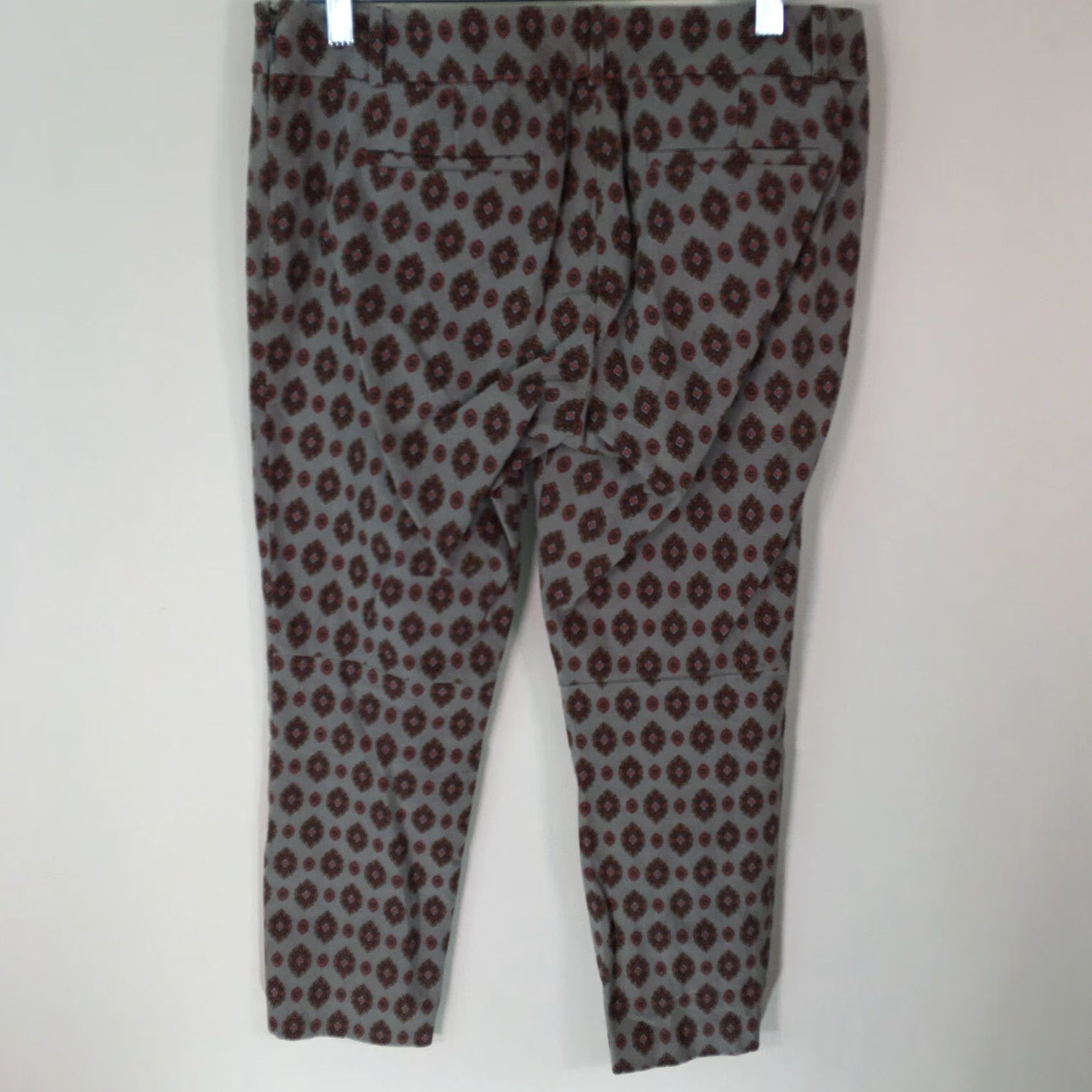 J.Crew VINTAGE J.Crew Capri Pants Womens - Floral Gray - Size 8 - Mid Rise - Cotton Spandex - Casual Size 34" / US 12 / IT 48 - 3 Thumbnail
