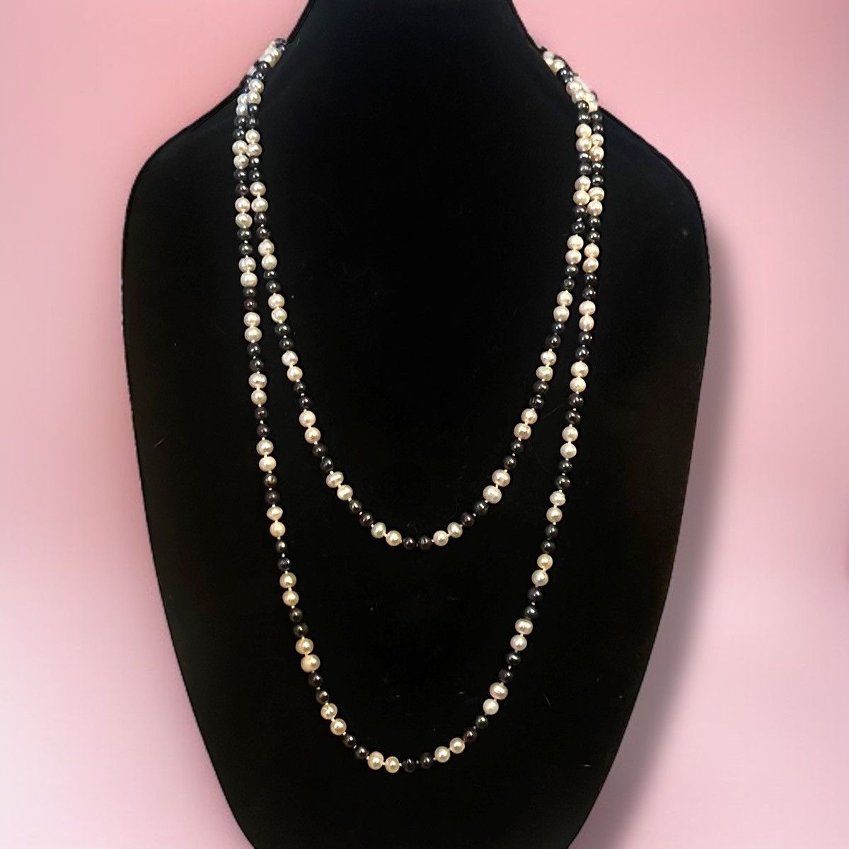 Vintage Vintage long black and white freshwater pearl necklace Size ONE SIZE - 3 Thumbnail