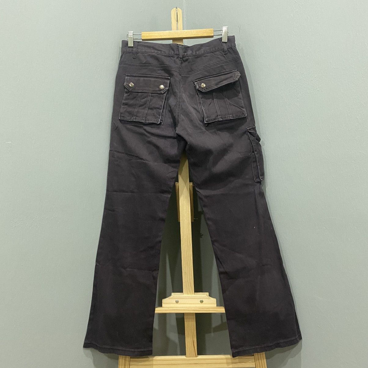 semanticdesign Semantic Design Japan Multi-Pocket 3D Flared Cargo Pants Size US 30 / EU 46 - 4 Thumbnail