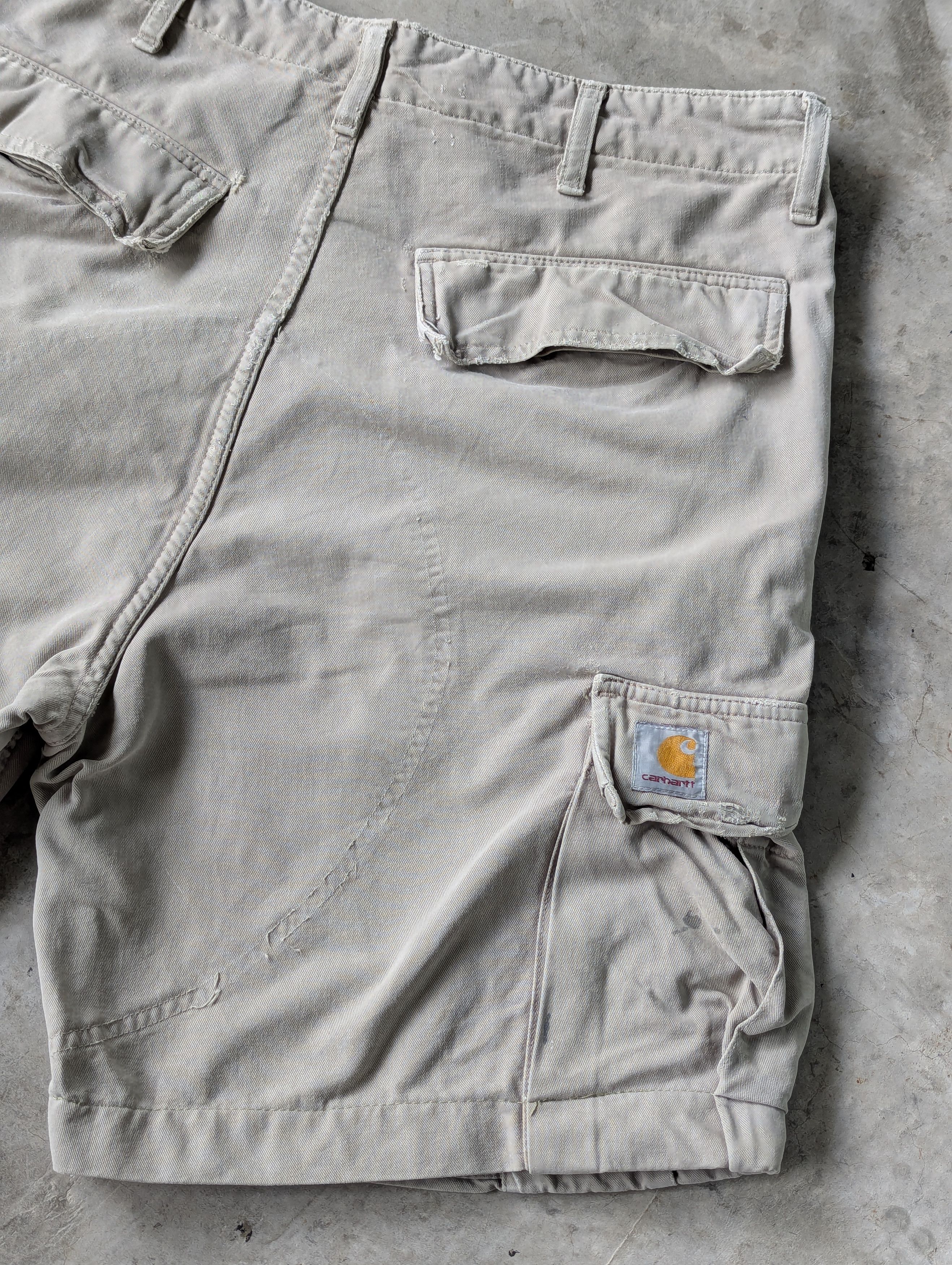 Carhartt Distressed Faded Biege Carhartt Bermuda Short Cargo Pants Size US 38 / EU 54 - 2 Thumbnail