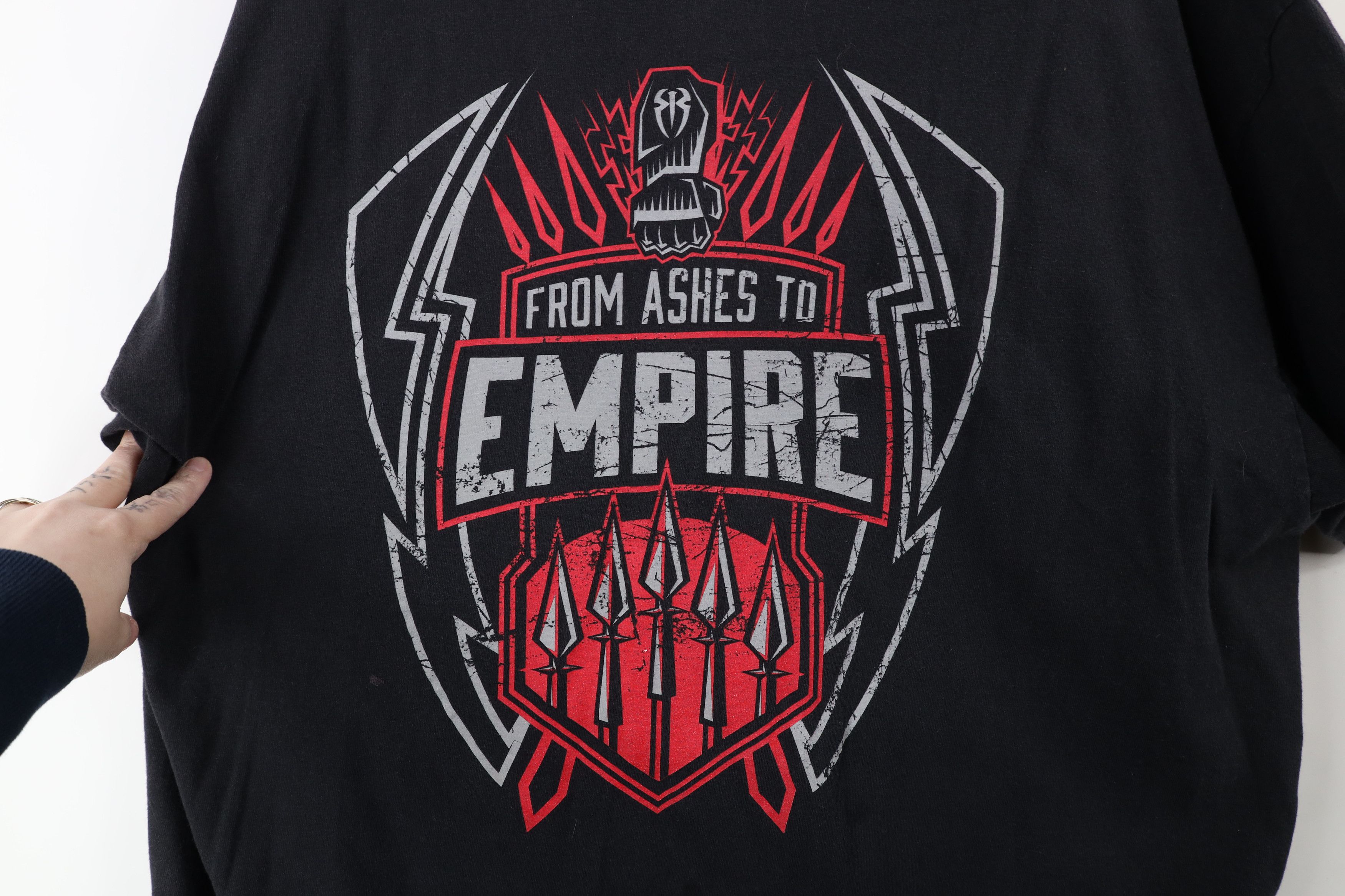 Vintage Vintage Y2K WWE Wrestling to Empire Roman Reigns T-Shirt Size US XXL / EU 58 / 5 - 7 Thumbnail