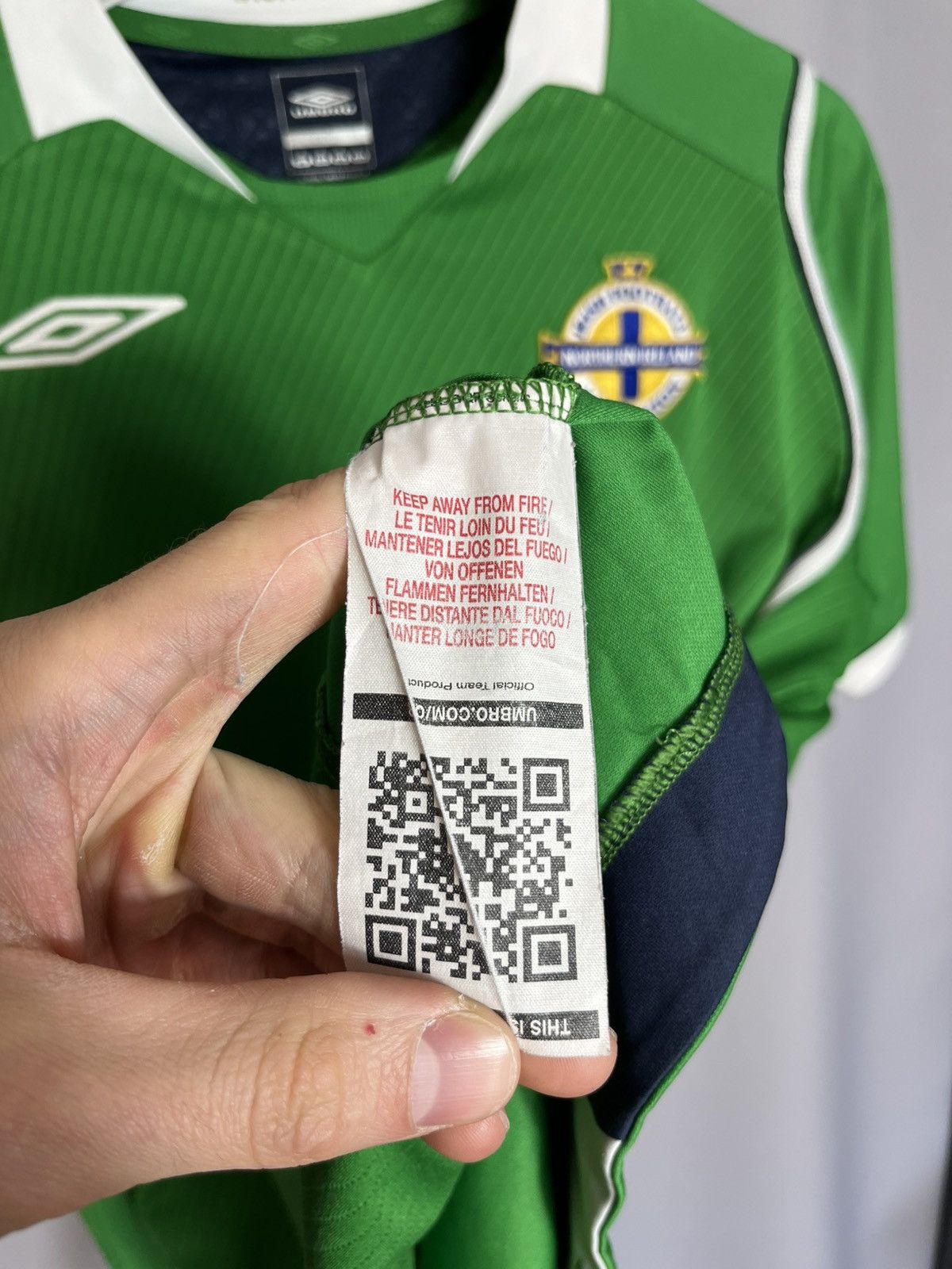 Umbro Northern Ireland 2008 2010 Home football Umbro shirt jersey Size US M / EU 48-50 / 2 - 4 Thumbnail