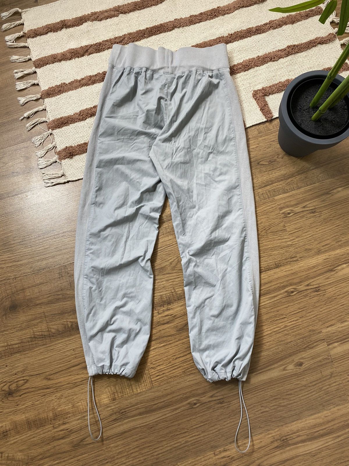 Nike VINTAGE NIKE NYLON DRAWSTRING PANTS Size 32" / US 10 / IT 46 - 6 Thumbnail