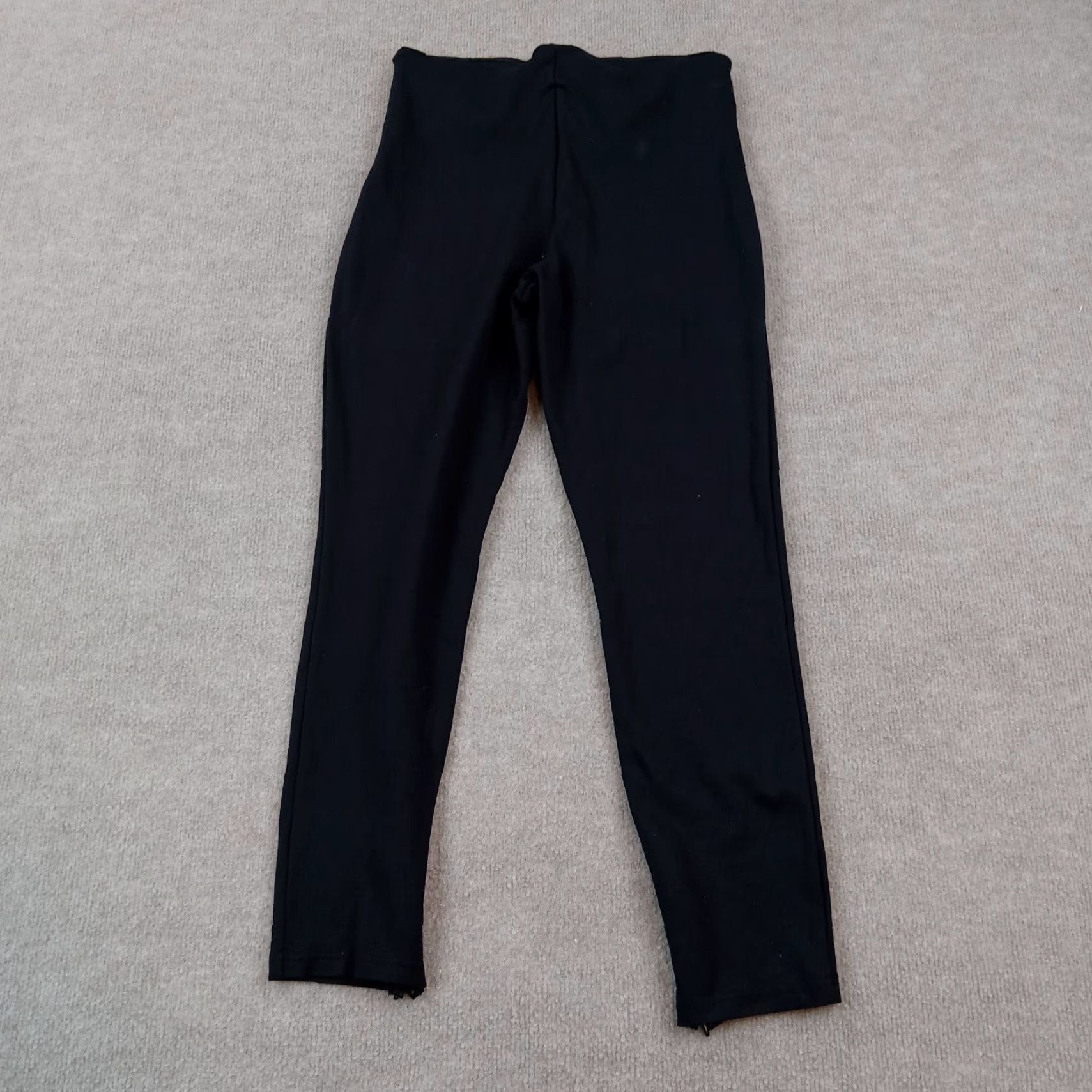 Fabletics Fabletics Womens Pants Medium Black Skinny Leg Athleisure Casual Size 28" / US 6 / IT 42 - 8 Thumbnail