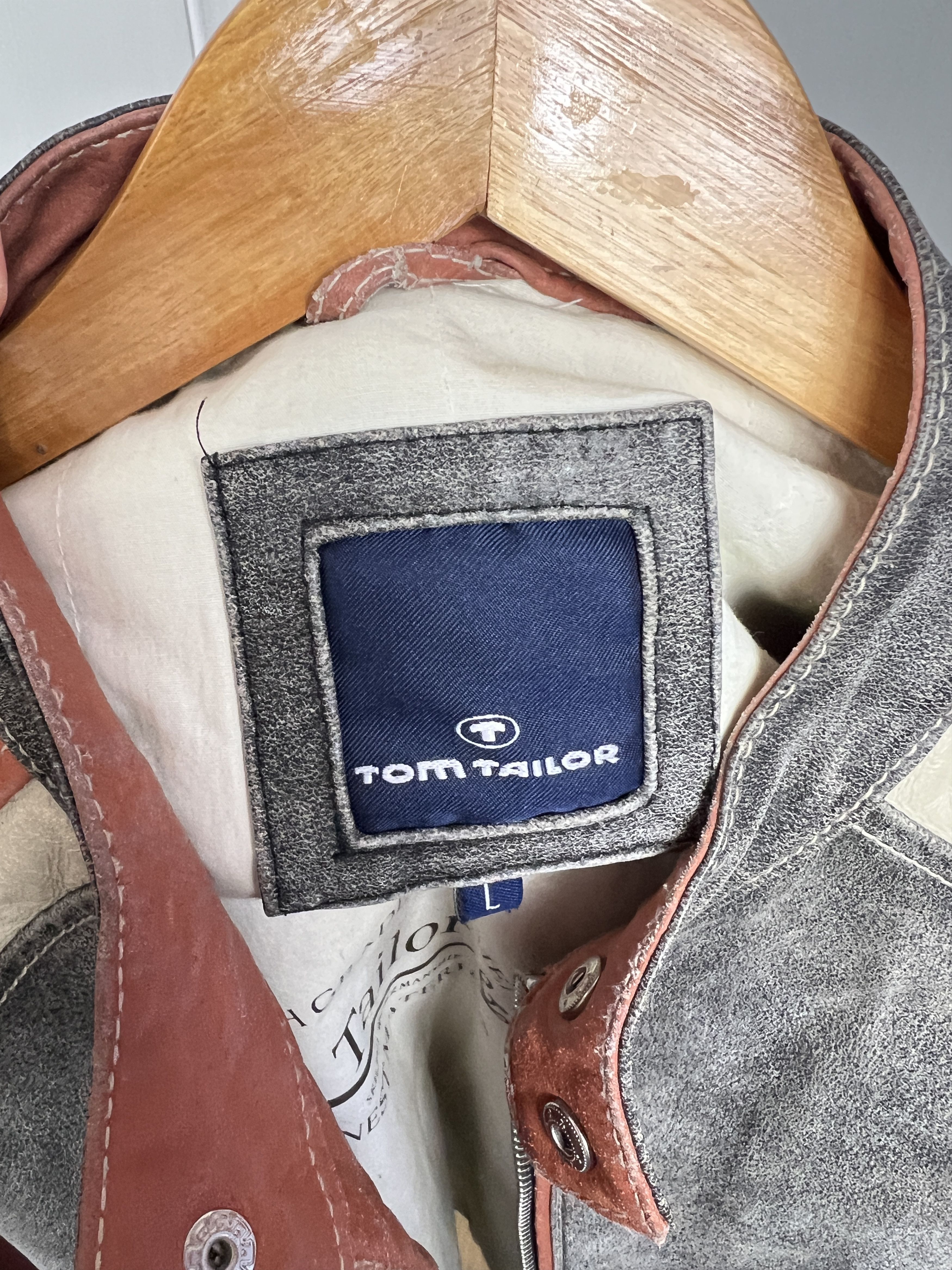 Tom Tailor TOM TAILOR LEATHER MOTO JACKET GRAY ORANGE SIZE L Size US L / EU 52-54 / 3 - 10 Thumbnail