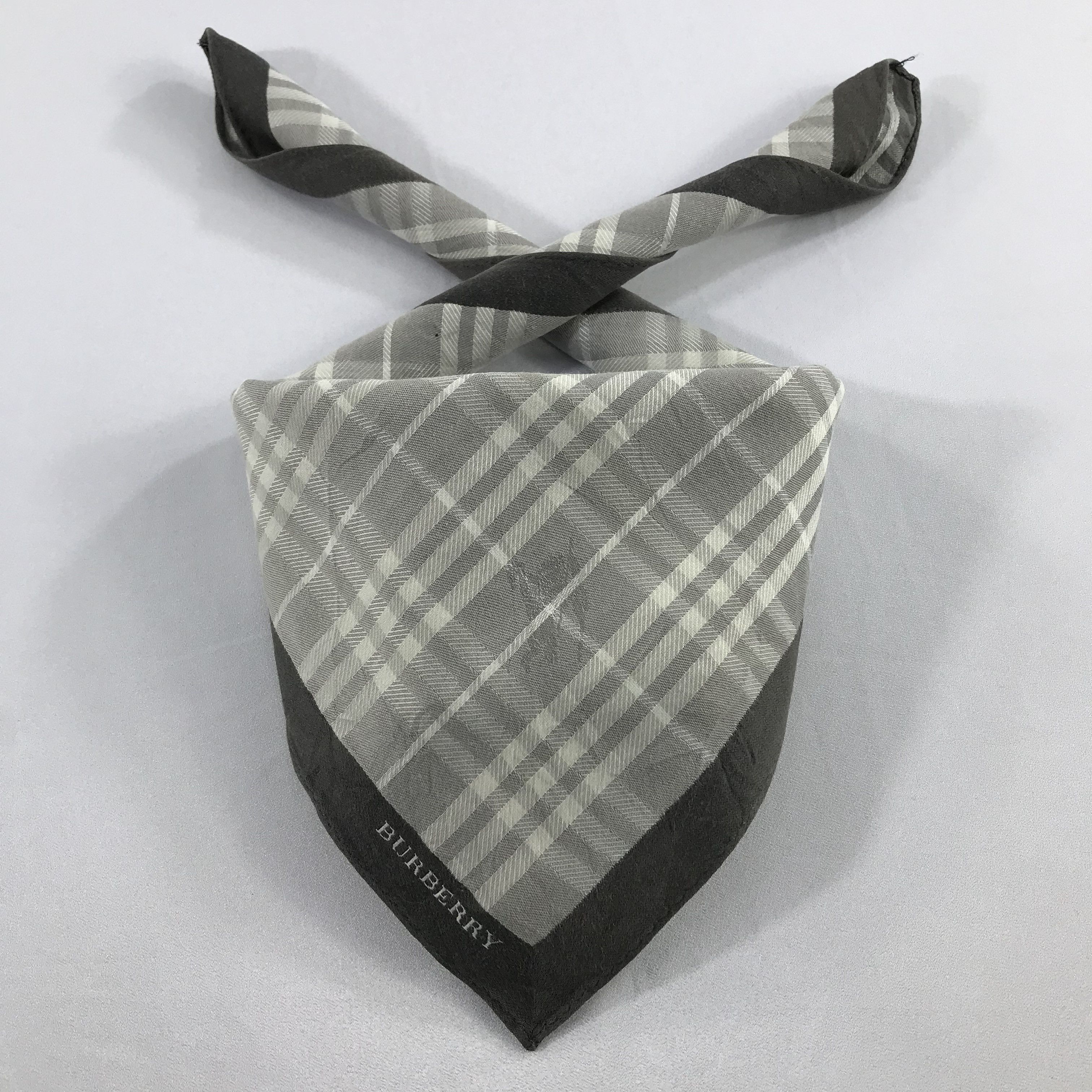 Burberry × Vintage Burberry Bandana / Handkerchief / Neckerchief - S2190 Size ONE SIZE - 3 Thumbnail