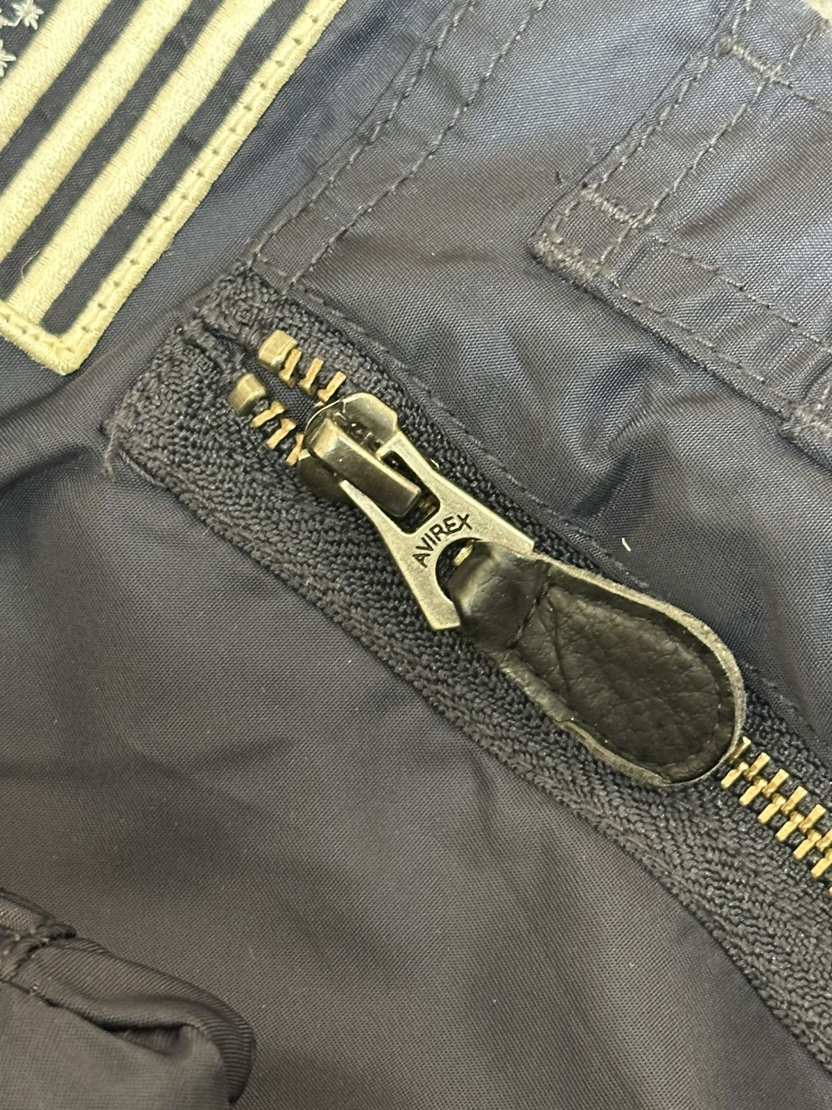Avirex Avirex Tomcat L-2B flight jacket various military. Size US L / EU 52-54 / 3 - 14 Thumbnail