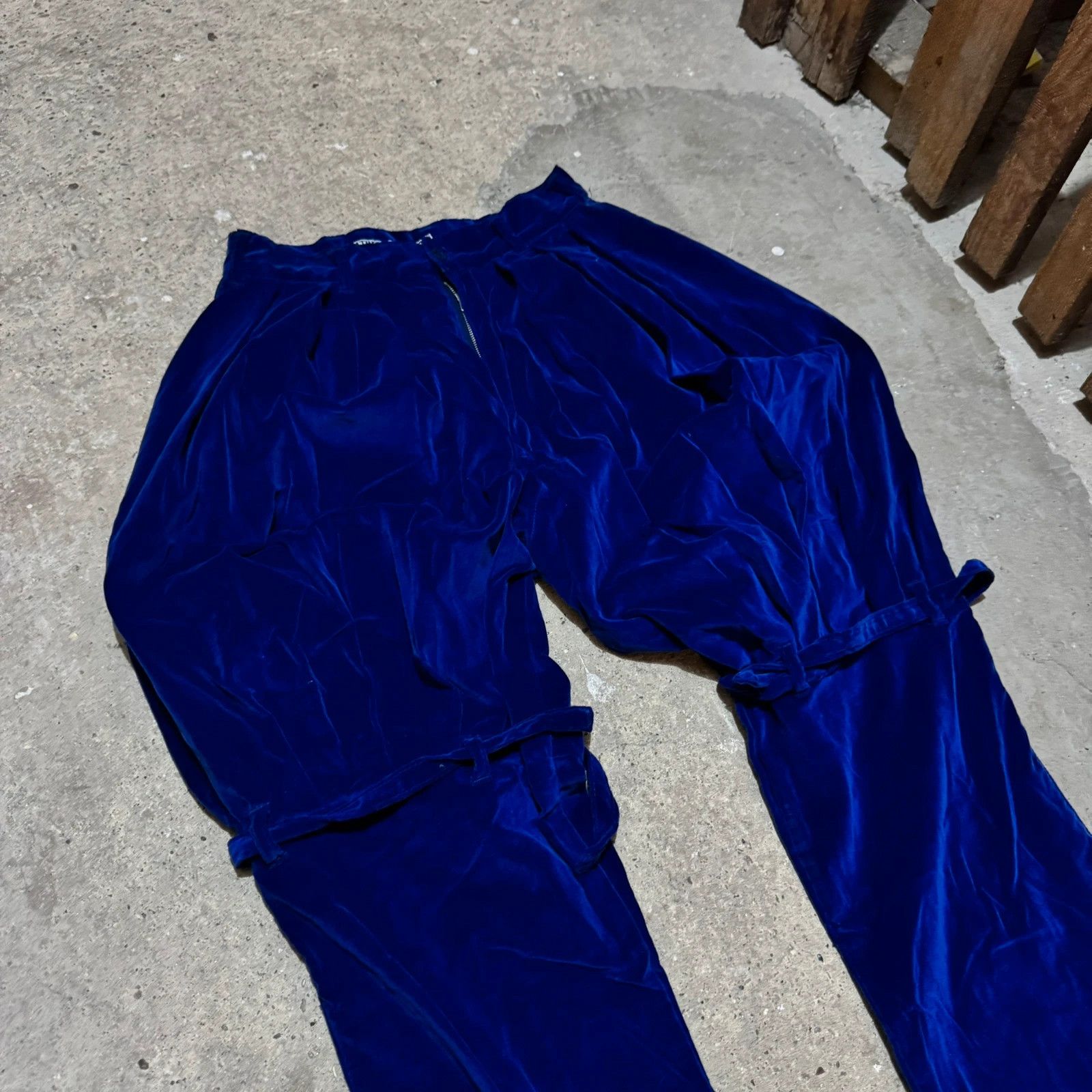 Katharine Hamnett London 80s Katherine Hamnett London velour bondage wide strap pants Size 26" / US 2 / IT 38 - 5 Thumbnail