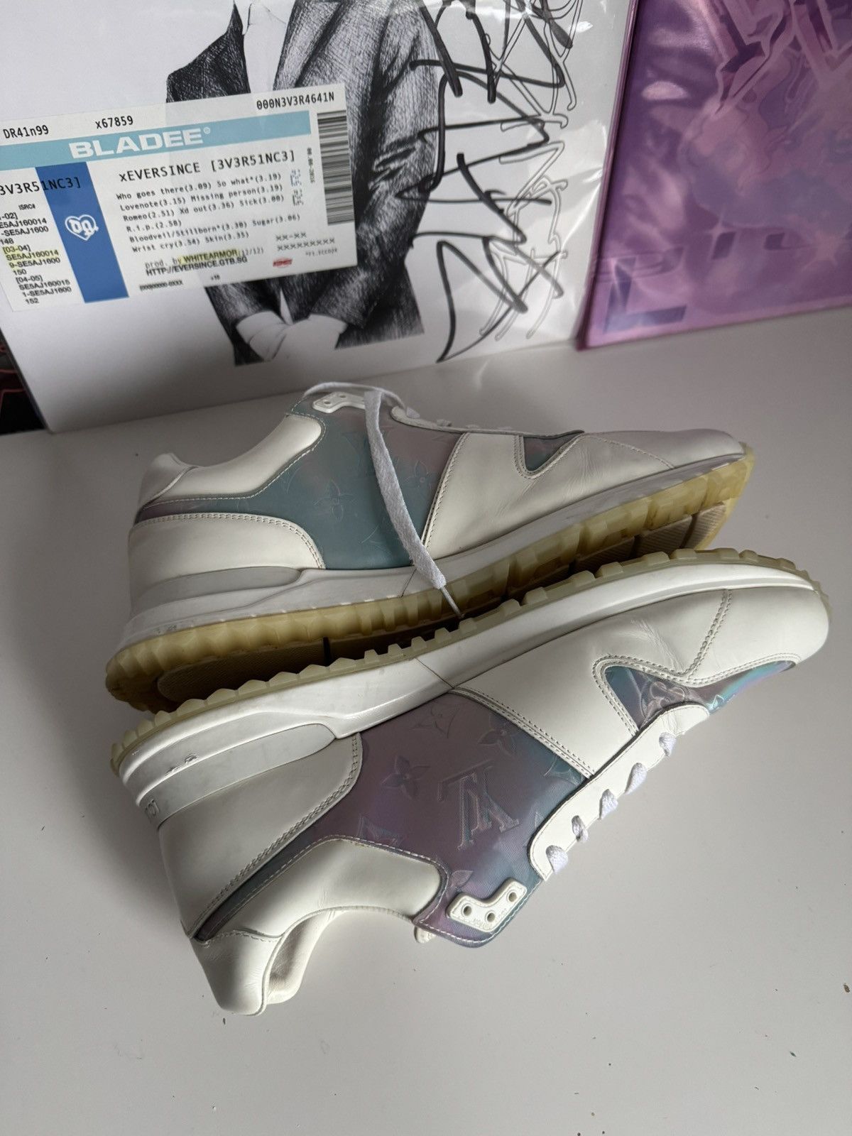 Louis Vuitton Louis Vuitton Run Away Sneakers Iridescent Monogram Luxury Size US 8 / EU 41 - 18 Thumbnail