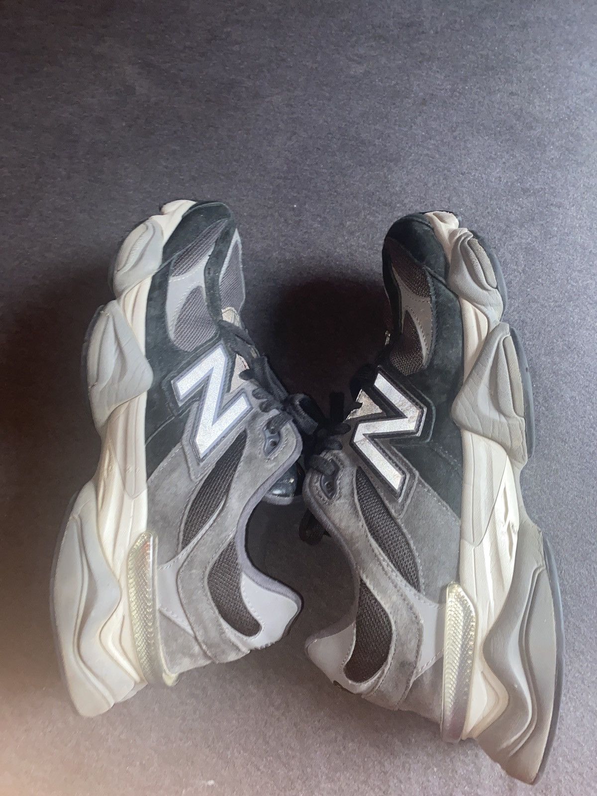 New Balance Black and grey new balance 9060 Size US 12 / EU 45 - 7 Thumbnail
