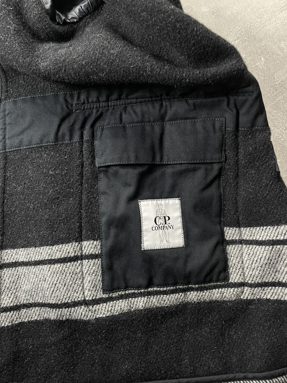 C.P. Company C.P. Company Wool C.P. Duffel Hooded Coat Black Grey Stripe Size US L / EU 52-54 / 3 - 19 Thumbnail