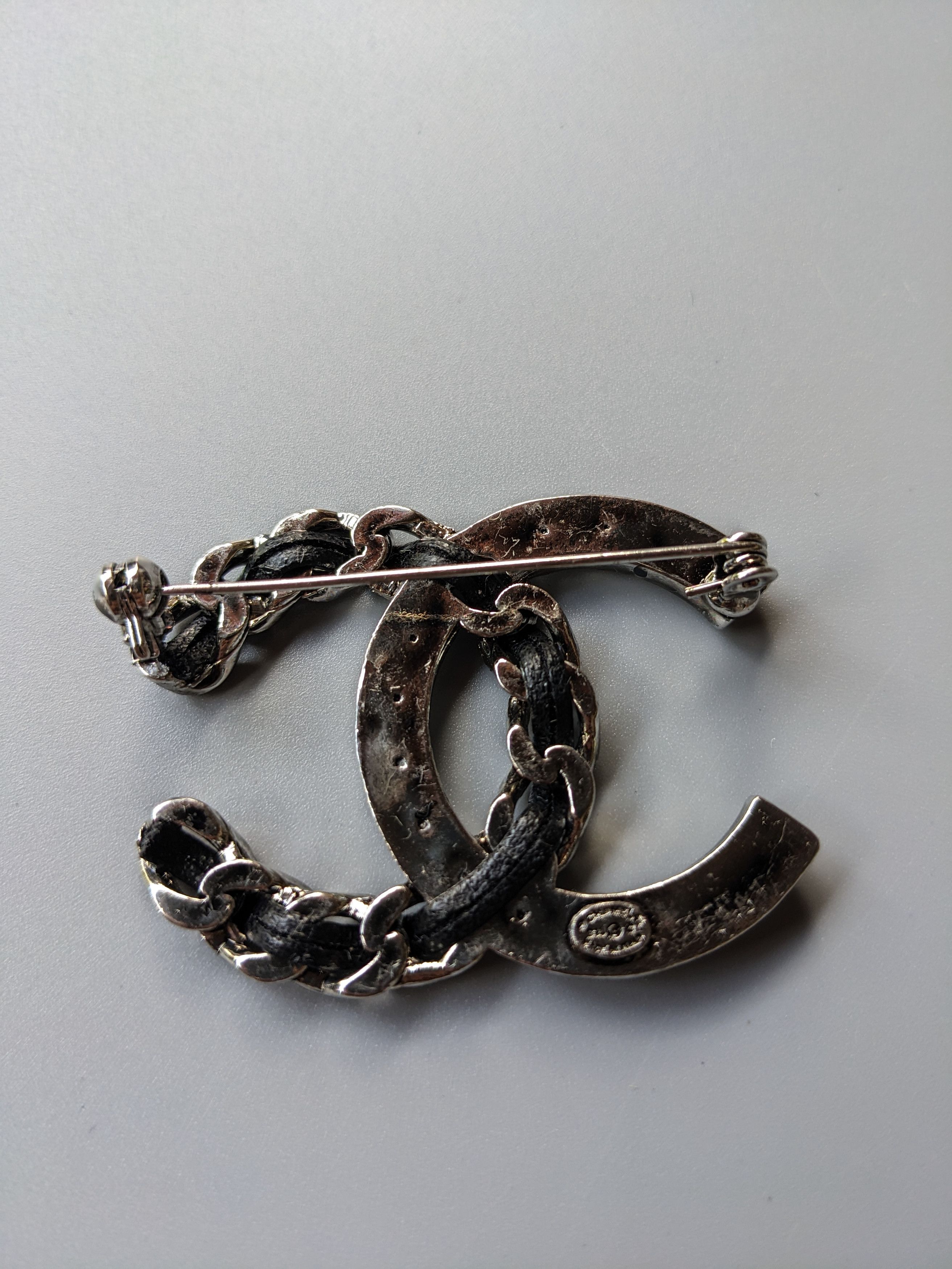 Chanel Chanel brooch leather crystal Size ONE SIZE - 3 Thumbnail