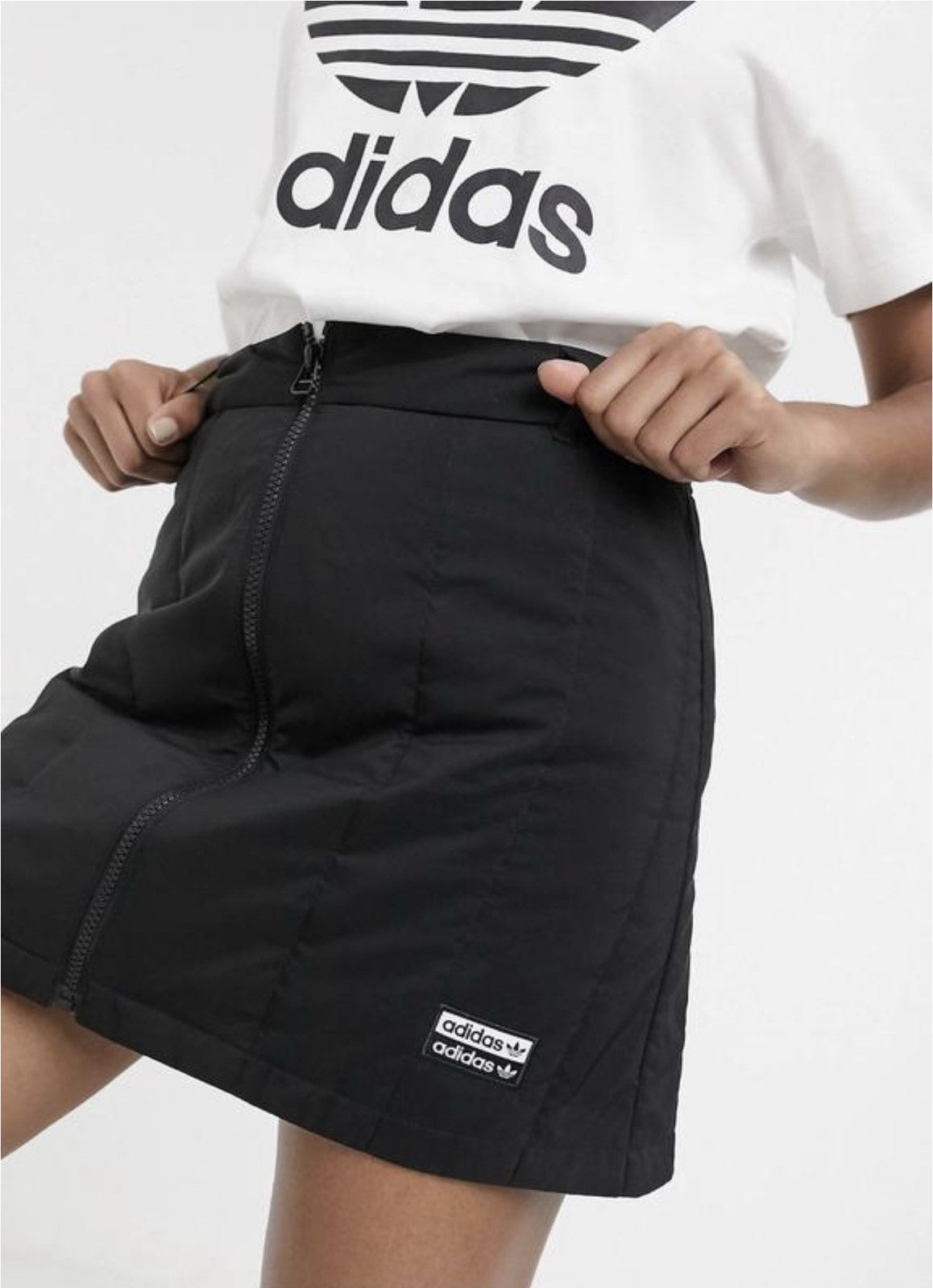 Adidas Adidas quilted nylon mini skirt Size 28" / US 6 / IT 42 - 3 Thumbnail