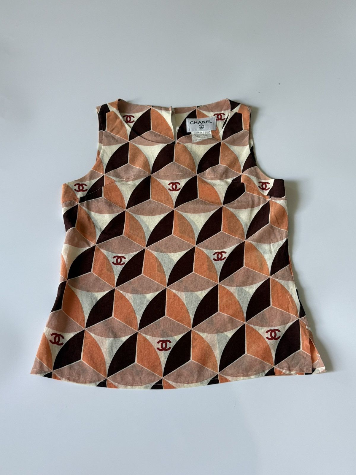 Chanel Vintage Chanel Orange Geometric Print Sleeveless Blouse Size XS / US 0-2 / IT 36-38 - 1 Thumbnail