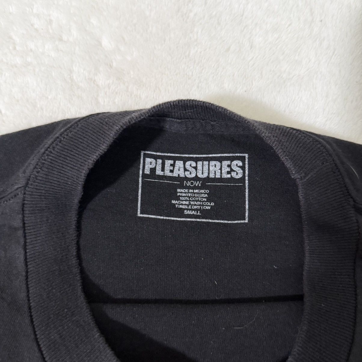 Pleasures Pleasures Flame Cow Skull T-Shirt Size US S / EU 44-46 / 1 - 3 Thumbnail