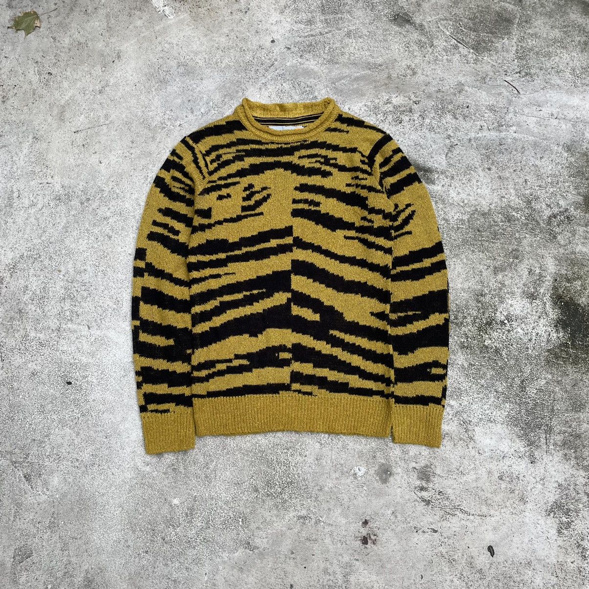 Vintage Vintage 90s Y2K Tiger Stripe Knit Sweater Grunge Baggy M Size US M / EU 48-50 / 2 - 1 Thumbnail