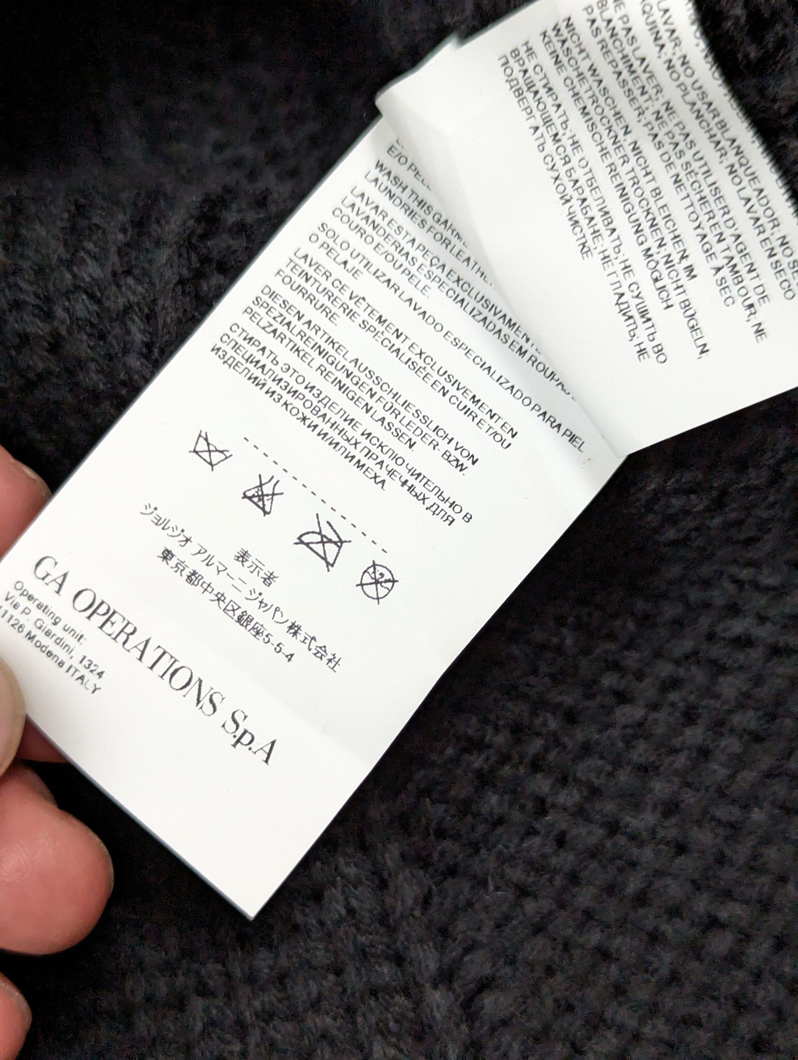 Giorgio Armani Armani Jeans Knitted Poncho Black Faux Fur Trim Bolero Size M / US 6-8 / IT 42-44 - 11 Thumbnail