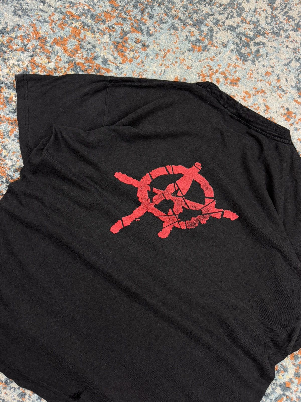 Band Tees × Vintage Vintage 90s Punks not dead anarchy symbol boxy cropped tee Size US L / EU 52-54 / 3 - 6 Thumbnail