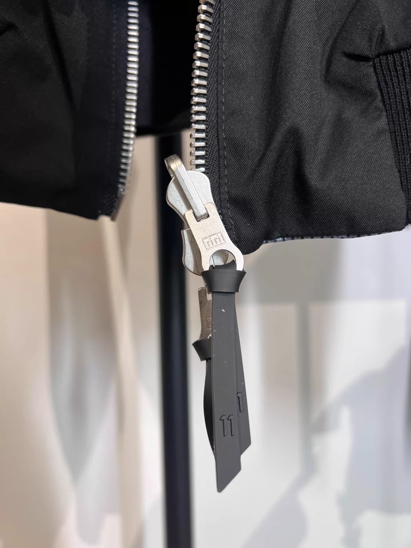 Boris Bidjan Saberi Boris Bidjan Saberi 11by bbs J3 2-Tone Tape Jacket S Size US S / EU 44-46 / 1 - 7 Thumbnail