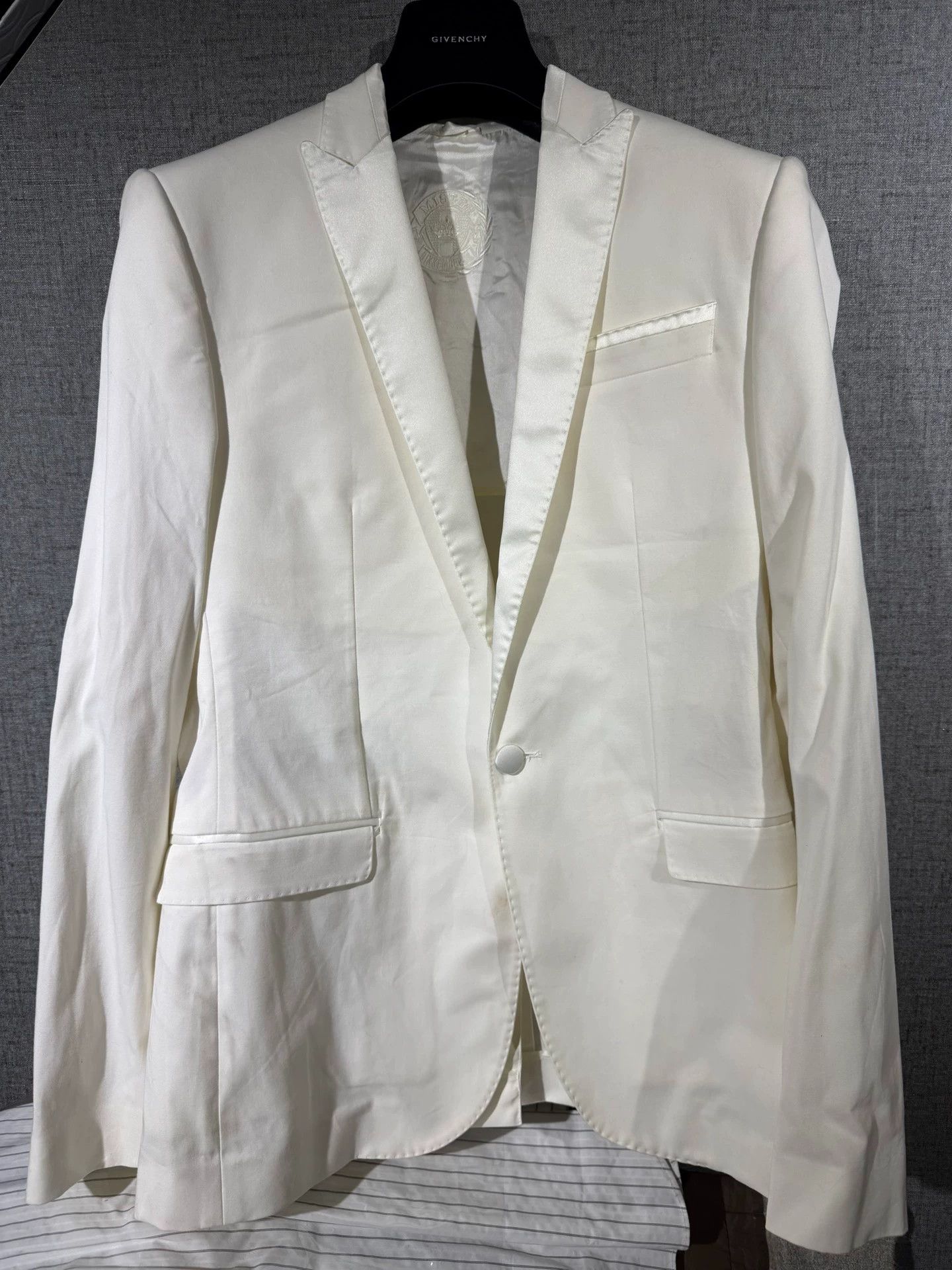 Dirk Bikkembergs Bikkembergs. Second-hand suit. Size L / US 10 / IT 46 - 1 Thumbnail