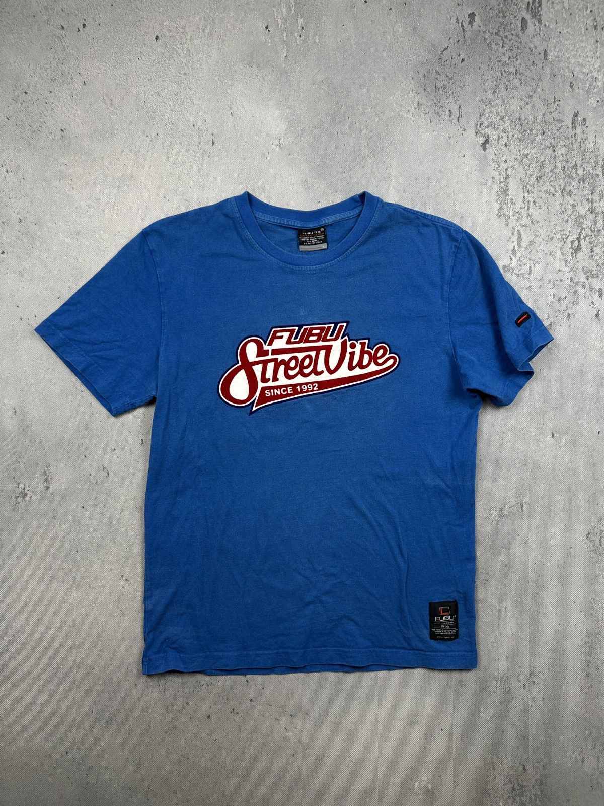 Fubu Fubu Street Vibe Graphic T Shirt Blue Y2K Hip Hop Vintage Size US S / EU 44-46 / 1 - 1 Thumbnail