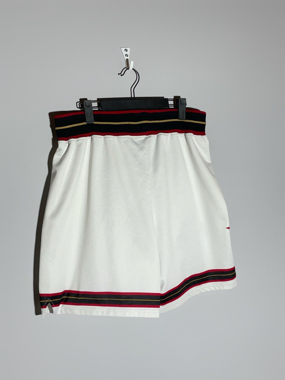 Champion × NBA Philadelphia 76ers Sixers NBA Champion Vintage Shorts Size US 42 / EU 58 - 6 Thumbnail