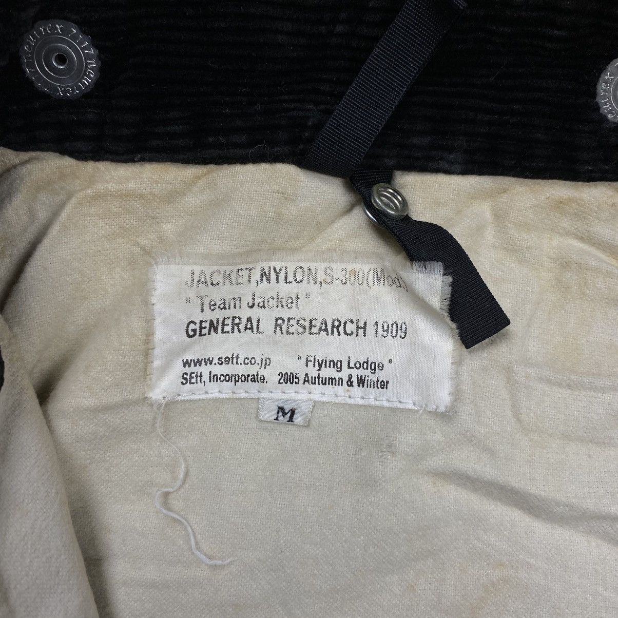 General Research General research 2005 Aw nylon team jacket Size US M / EU 48-50 / 2 - 11 Thumbnail