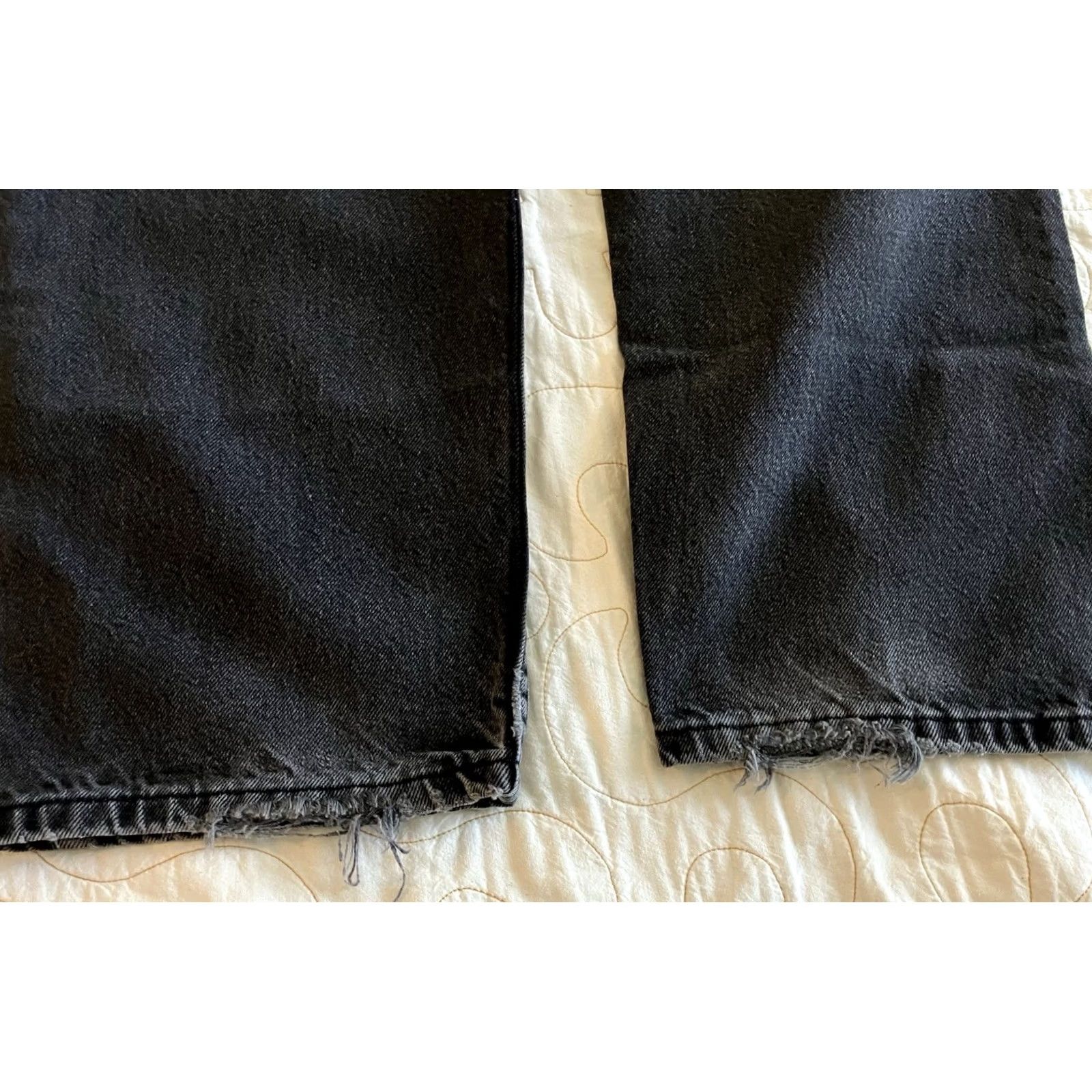 Wrangler VINTAGE Wrangler Authentic Jeans Mens 38x34 Black Cotton Regular 5-Pocket 32in Inseam Straight Jeans Mens Black Cotton Wrangler Authentic Jeans 38x34 Size US 38 / EU 54 - 7 Thumbnail