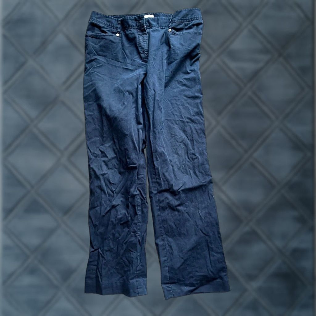 Calvin Klein Calvin Klein Jeans Women's Cargo Capri Pants Navy Blue Straight Leg Mid Rise Size 8 Size 30" / US 8 / IT 44 - 1 Thumbnail