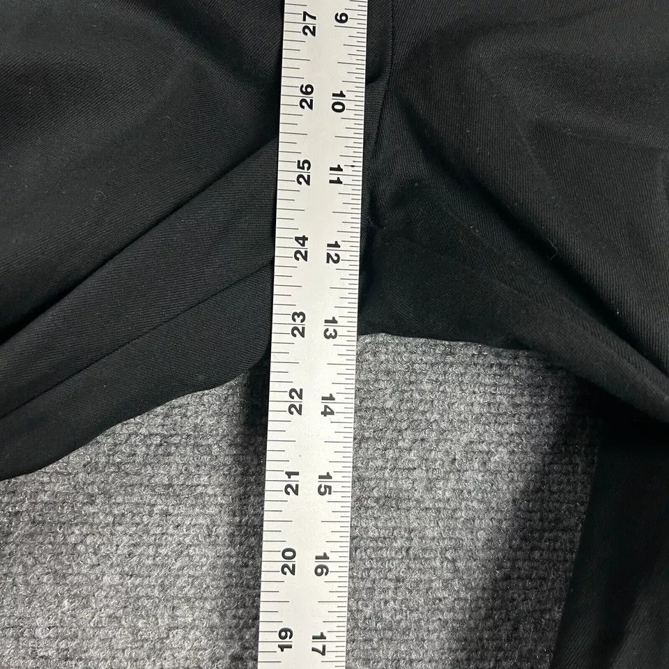 Chicos Chico's Pants Womens 2.5 Short Black Straight Leg Trousers Size 36" / US 14 / IT 50 - 4 Thumbnail