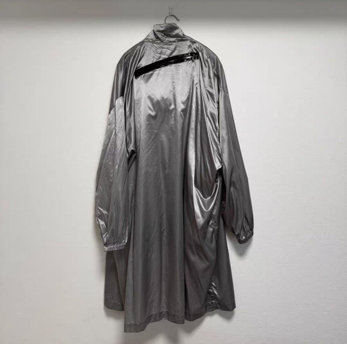 Raf Simons Raf Simons Spring/Summer 2019 Multi-Functional Raincoat Size US S / EU 44-46 / 1 - 2 Thumbnail