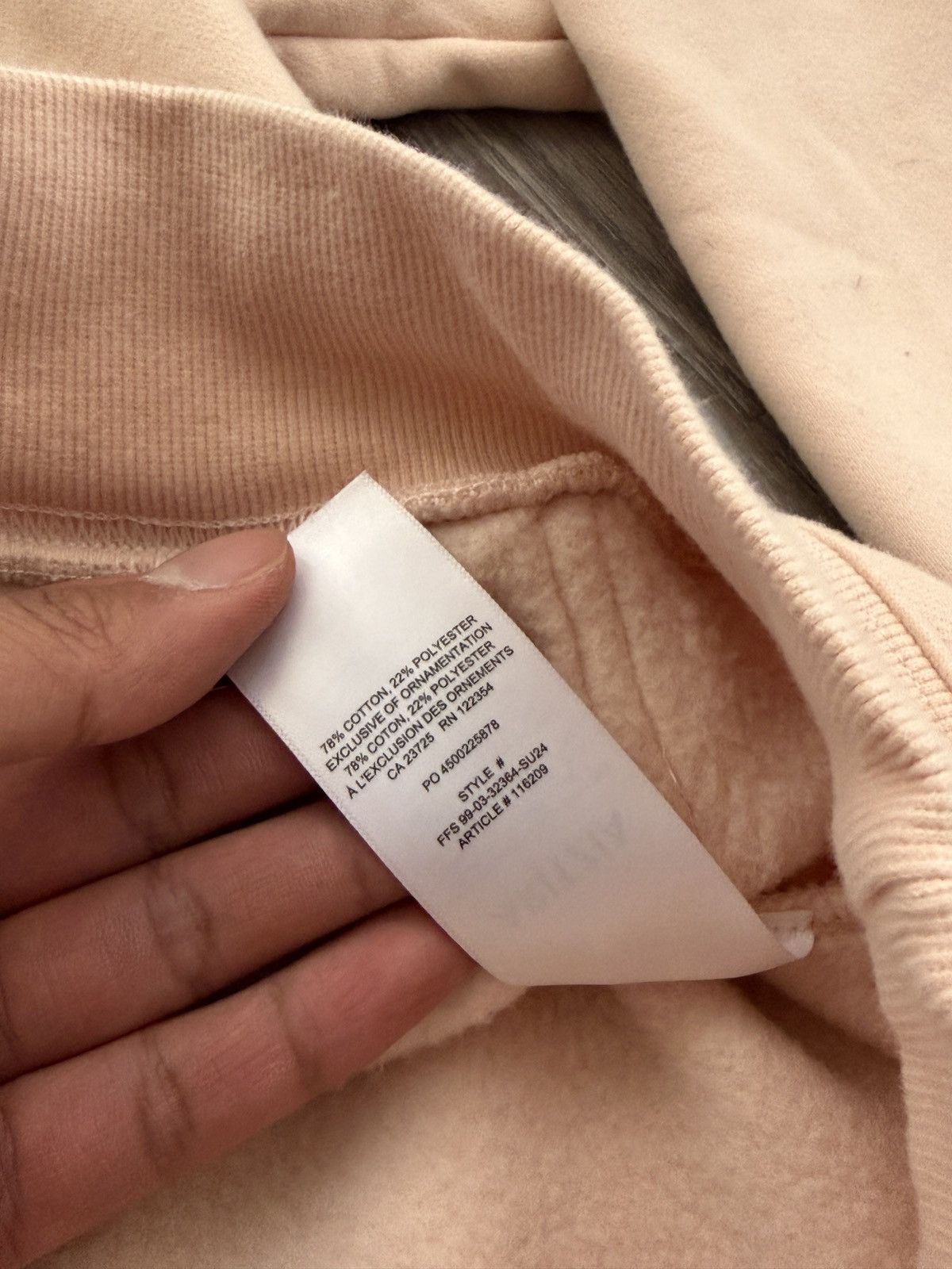 Aritzia aritzia cozy fleece perfect fit soft pink hoodie size medium Size M / US 6-8 / IT 42-44 - 5 Thumbnail