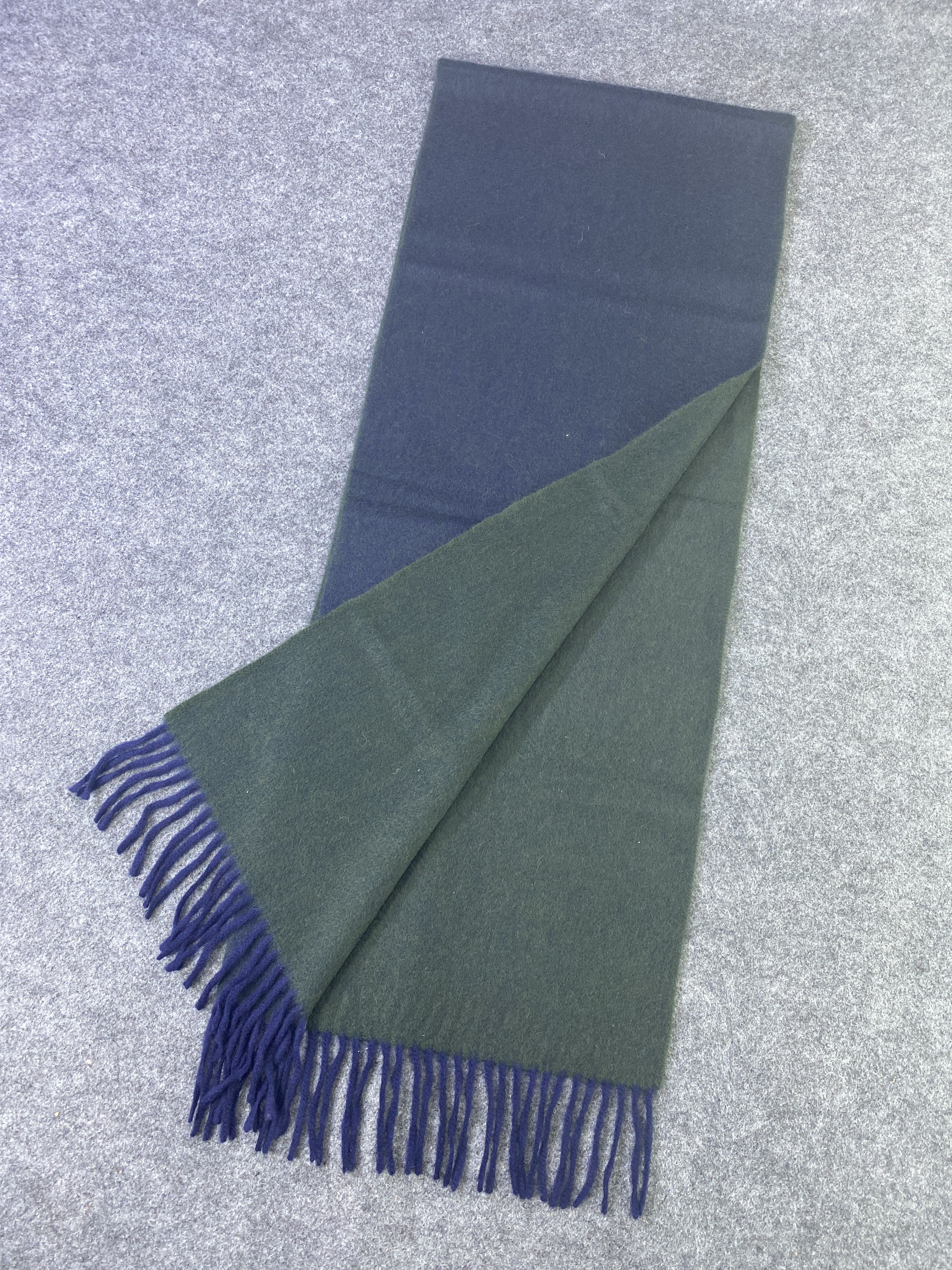 Barneys New York Barneys New York Scarf / Muffler / Neckwear -T763 Size ONE SIZE - 3 Thumbnail