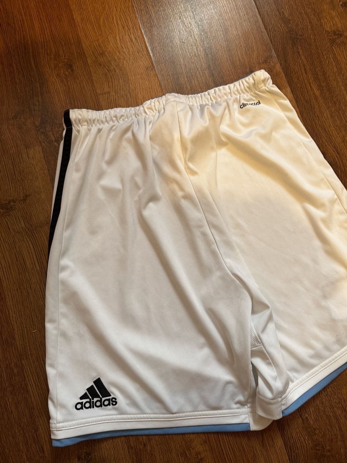 Adidas Vintage Adidas Argentina Shorts White Football Core Style Size US 31 - 6 Thumbnail