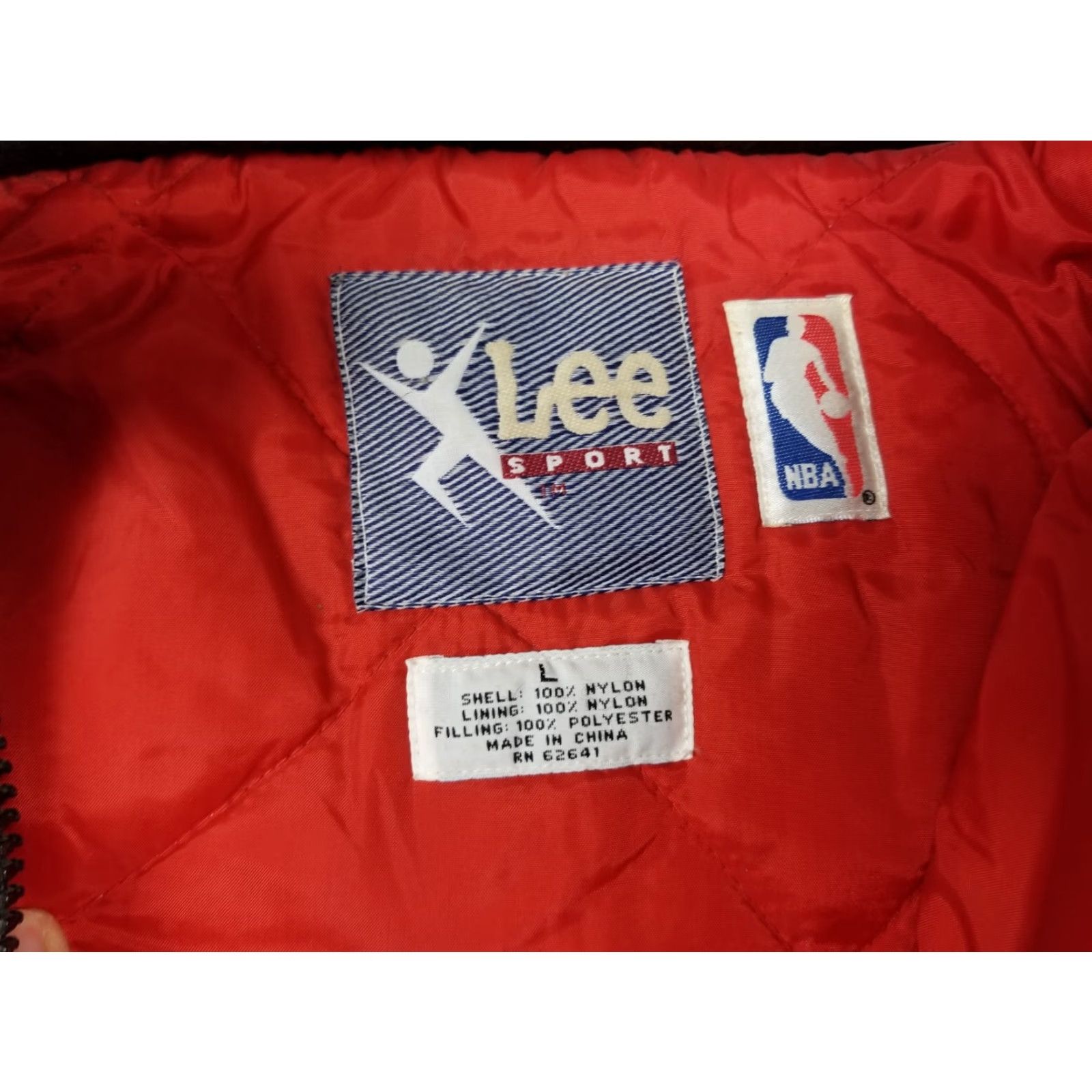 Lee VINTAGE 90' CHICAGO BULLS EASTERN LEE PULLOVER JACKET SZ LARGE Hoodie Jacket? Size US L / EU 52-54 / 3 - 7 Thumbnail