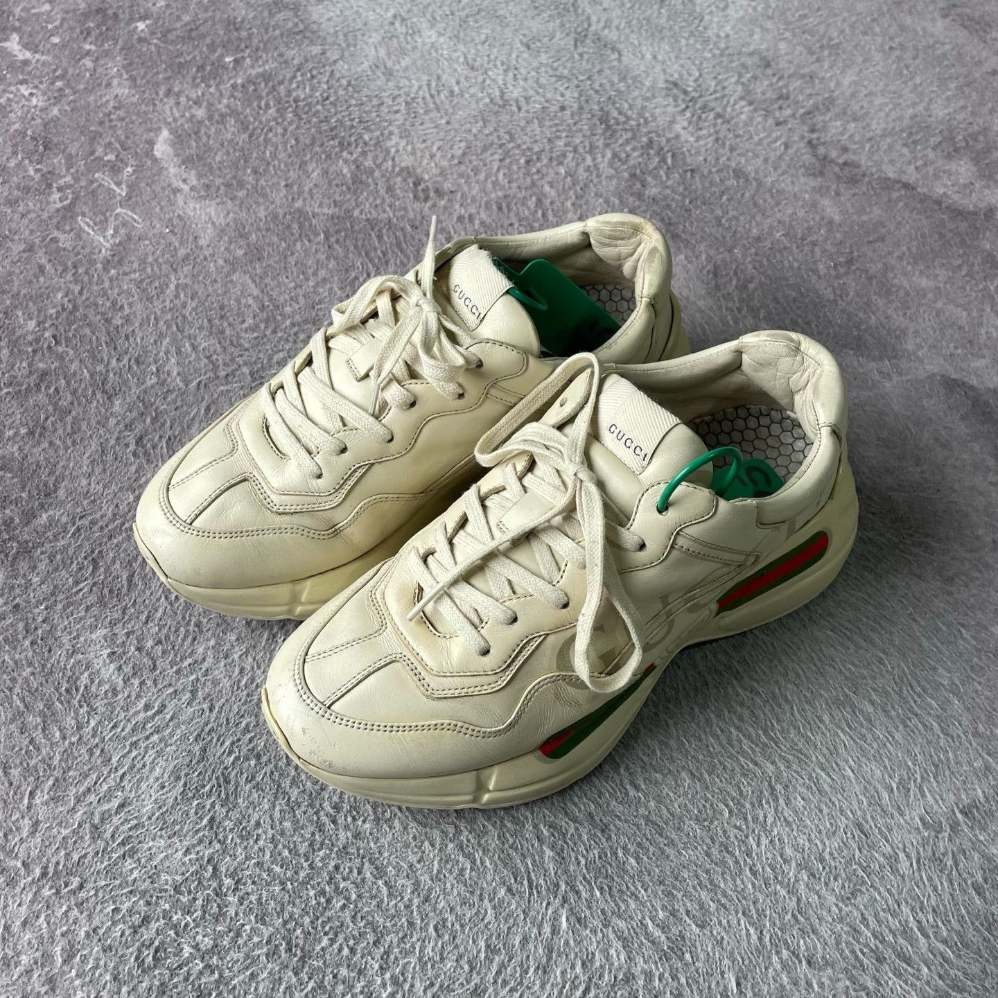Gucci Gucci White Lowtop Sneakers 39 Men Size US 6.5 / EU 39-40 - 1 Thumbnail