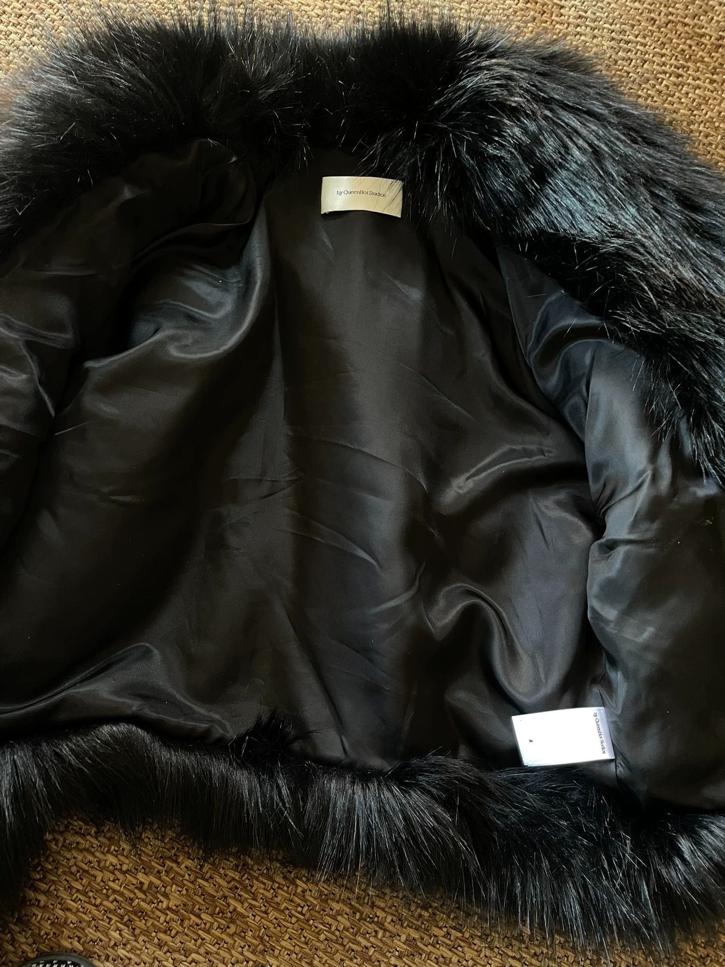 Other CONTERENT/QUEENHOT eco fur 2-way thick short jacket L Size L / US 10 / IT 46 - 4 Thumbnail