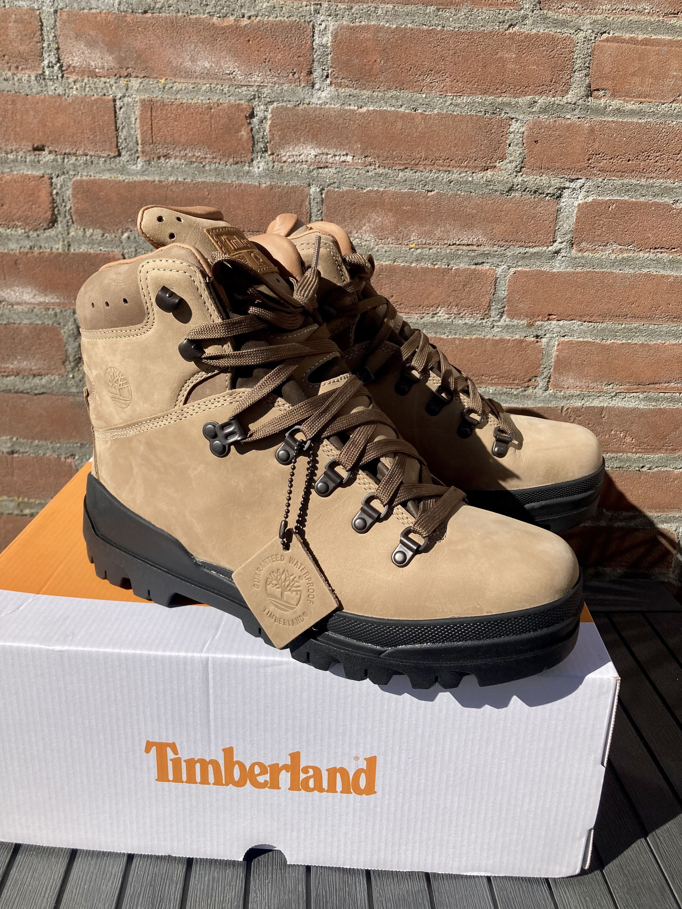 靴 Stussy Timberland GORE-TEX Hiker Boot Stussy x Timberland World Hiker Boot Collaboration | Hypebae