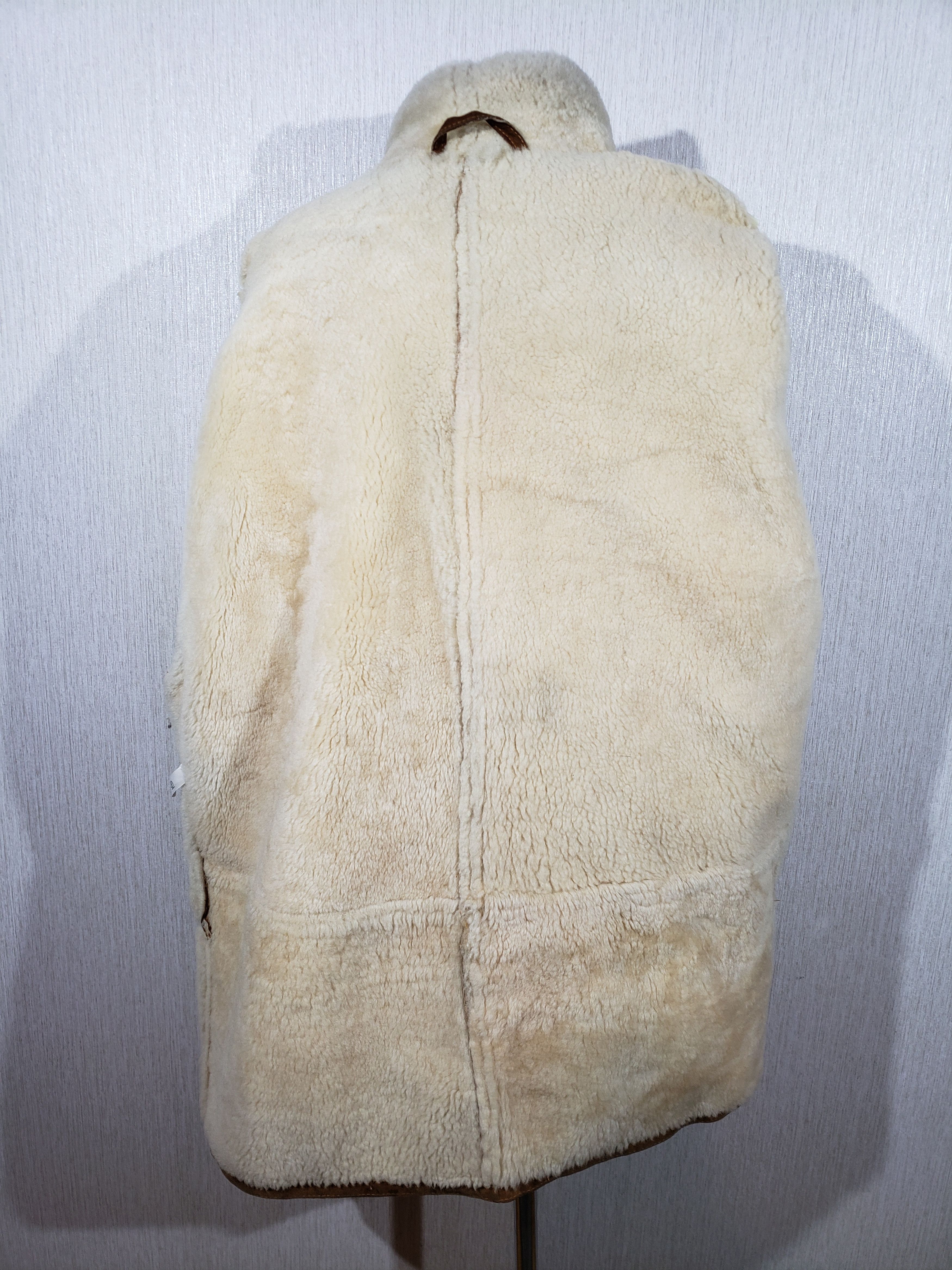 Other Reliable brown sheepskin coat for men. Size US L / EU 52-54 / 3 - 7 Thumbnail
