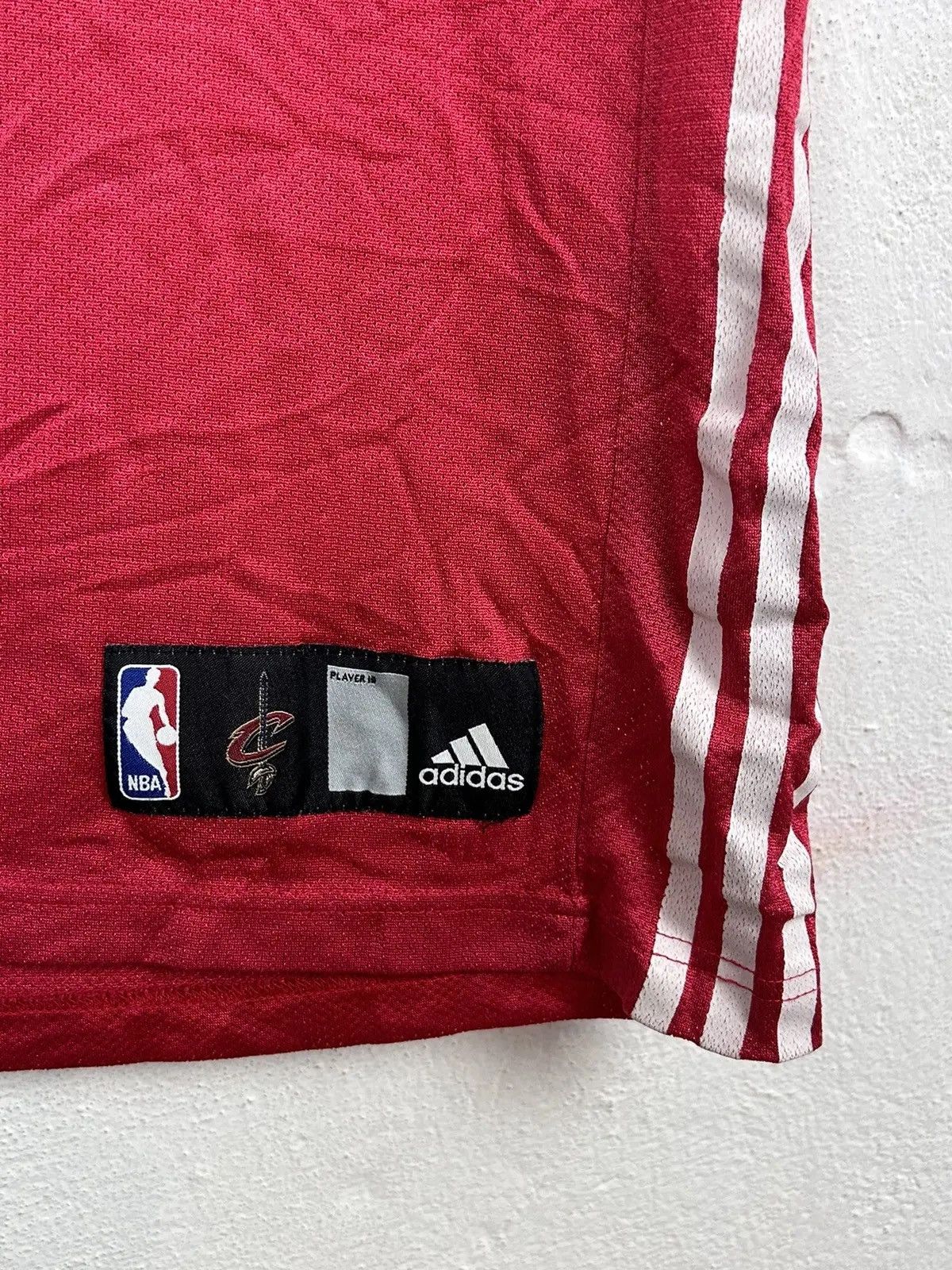 Adidas 00s Vintage Adidas x Cleveland Cavaliers #23 James Jersey Size US L / EU 52-54 / 3 - 4 Thumbnail